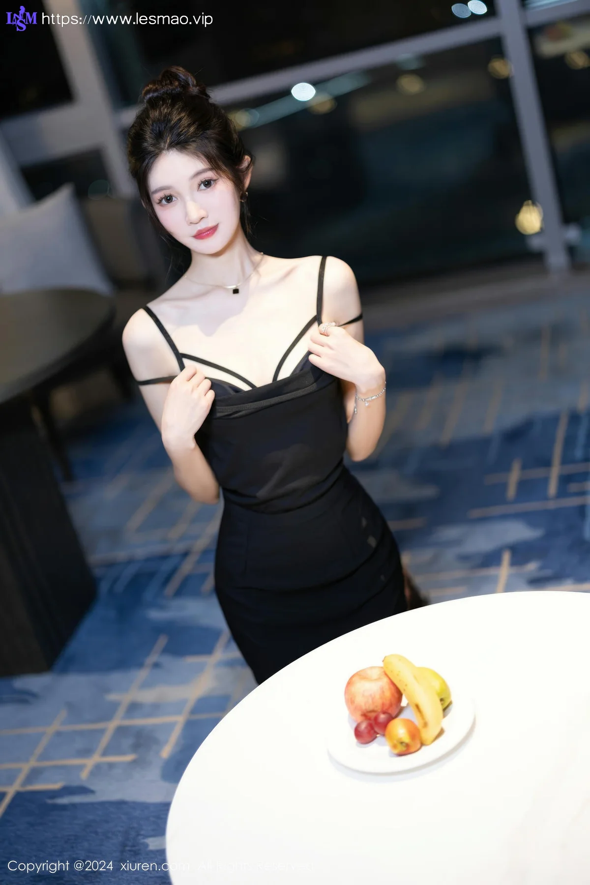 XiuRen 秀人 No.8791 程程程- 黑色OL服饰哈尔滨旅拍1 - 35