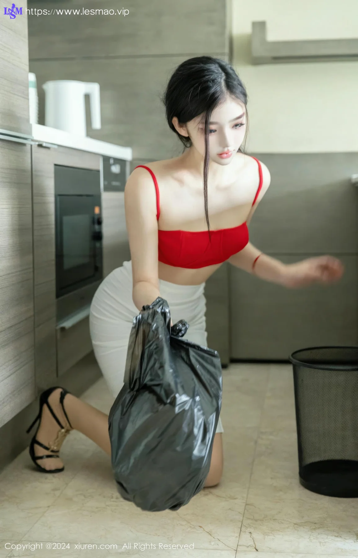 XiuRen 秀人 No.8794 龙雪儿 红色情内衣性感写真111 - 11