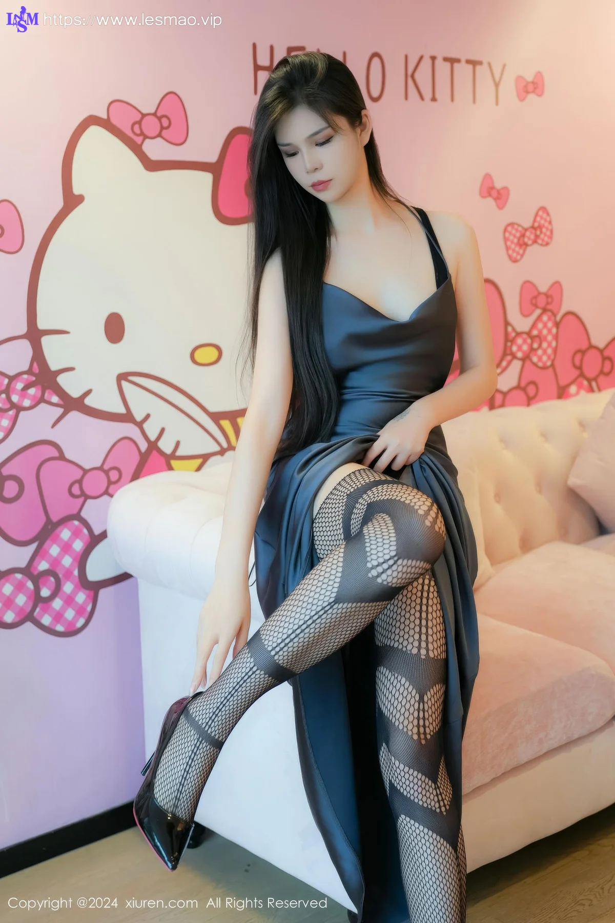 XiuRen 秀人 No.8795 雪糕CiCi 紫色长裙性感写真 - 17