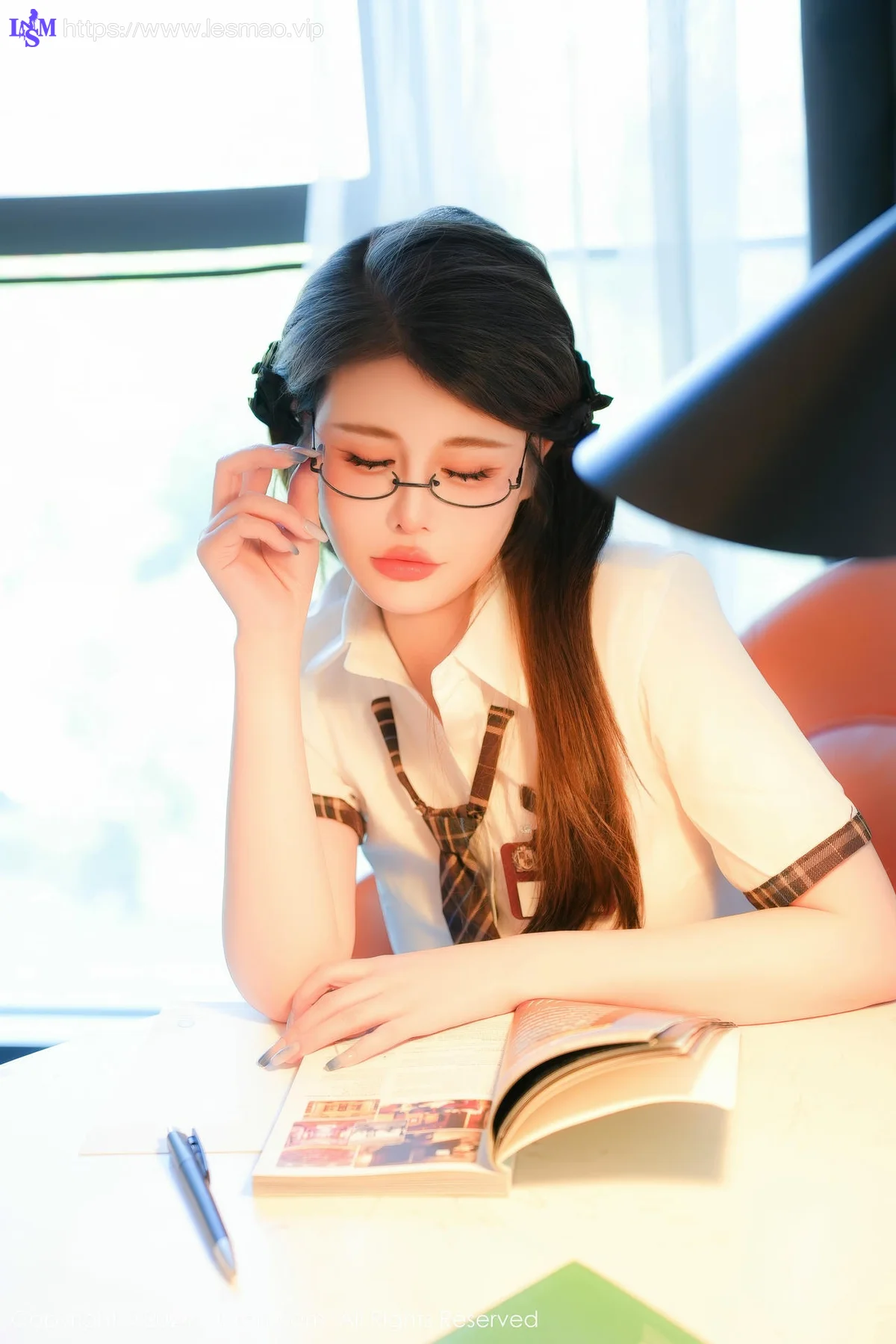 XiuRen 秀人 No.8803 甜妮 深色格子短裙性感写真33 - 11