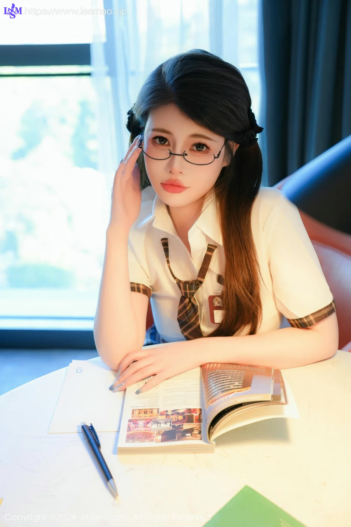 XiuRen 秀人 No.8803 甜妮 深色格子短裙性感写真33 - 12