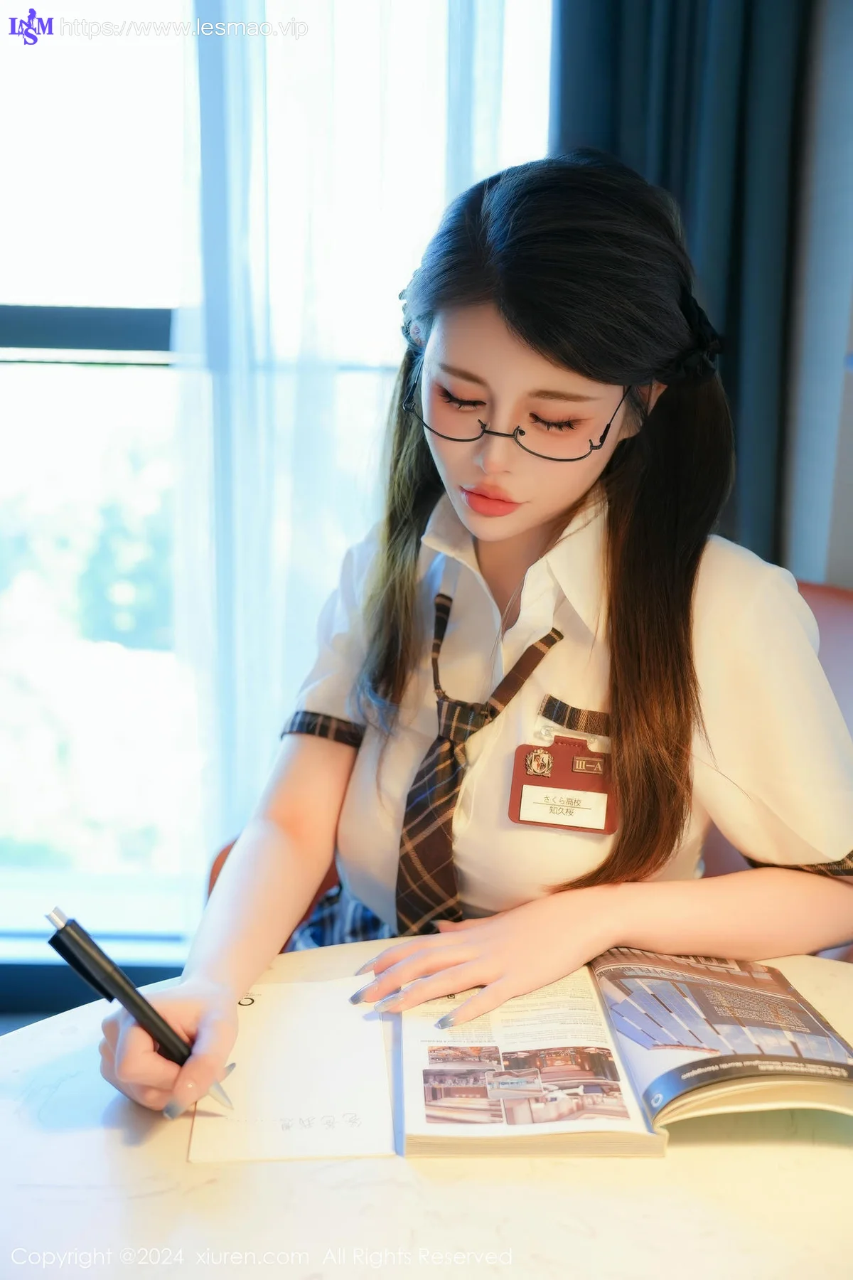 XiuRen 秀人 No.8803 甜妮 深色格子短裙性感写真33 - 15