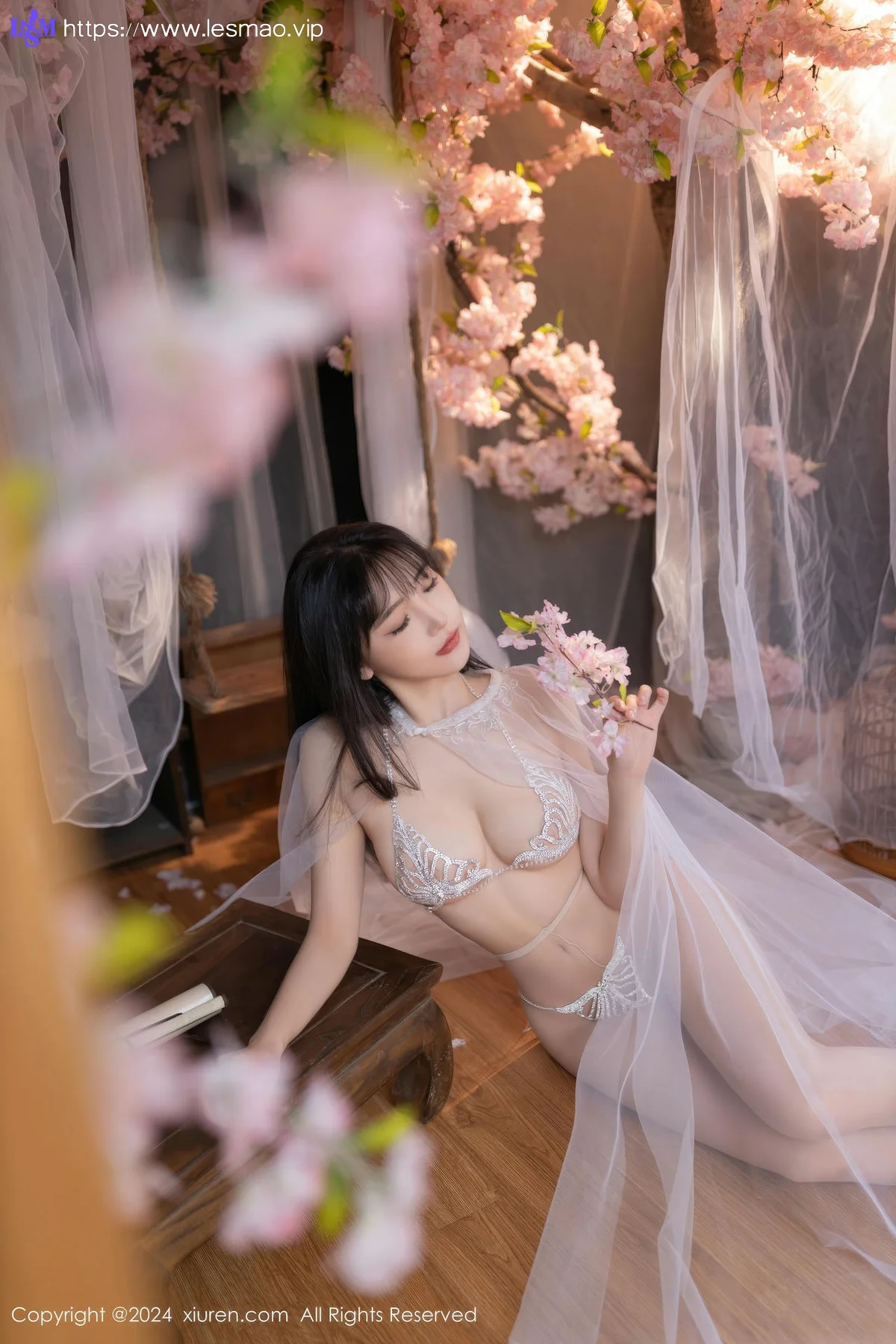 XiuRen 秀人 No.8807 陆萱萱 桃花仙主题拍摄迪拜旅拍111 - 24