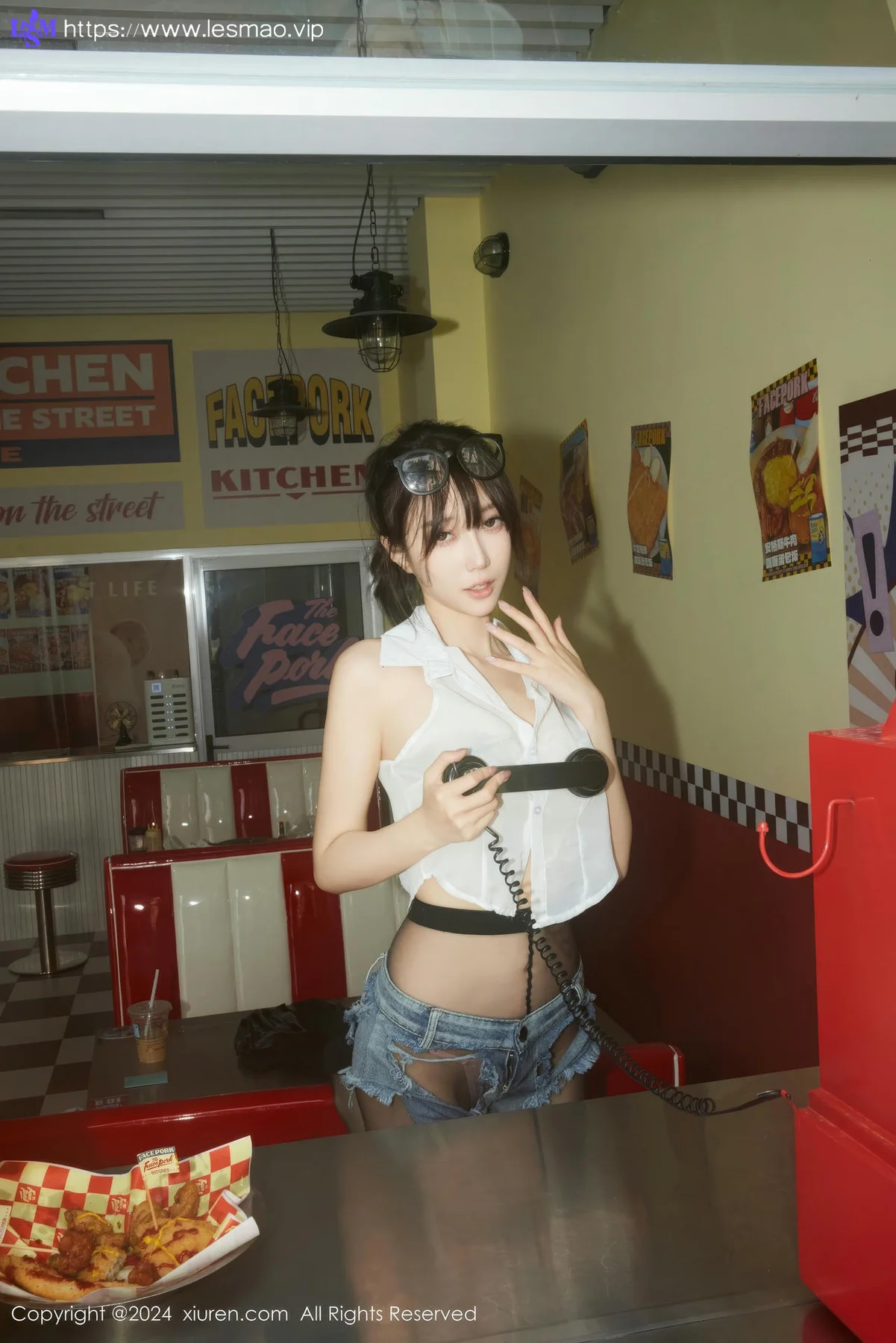 XiuRen 秀人 No.8811 玥儿玥er 超短牛仔裤杭州心愿旅拍11 - 55