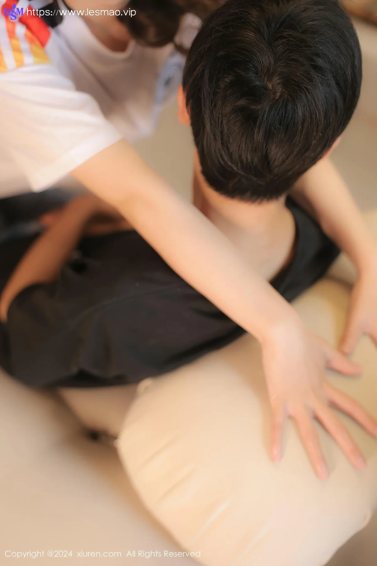 XiuRen 秀人 No.8812 桃妖夭 欧洲杯主题拍摄性感写真11 - 16