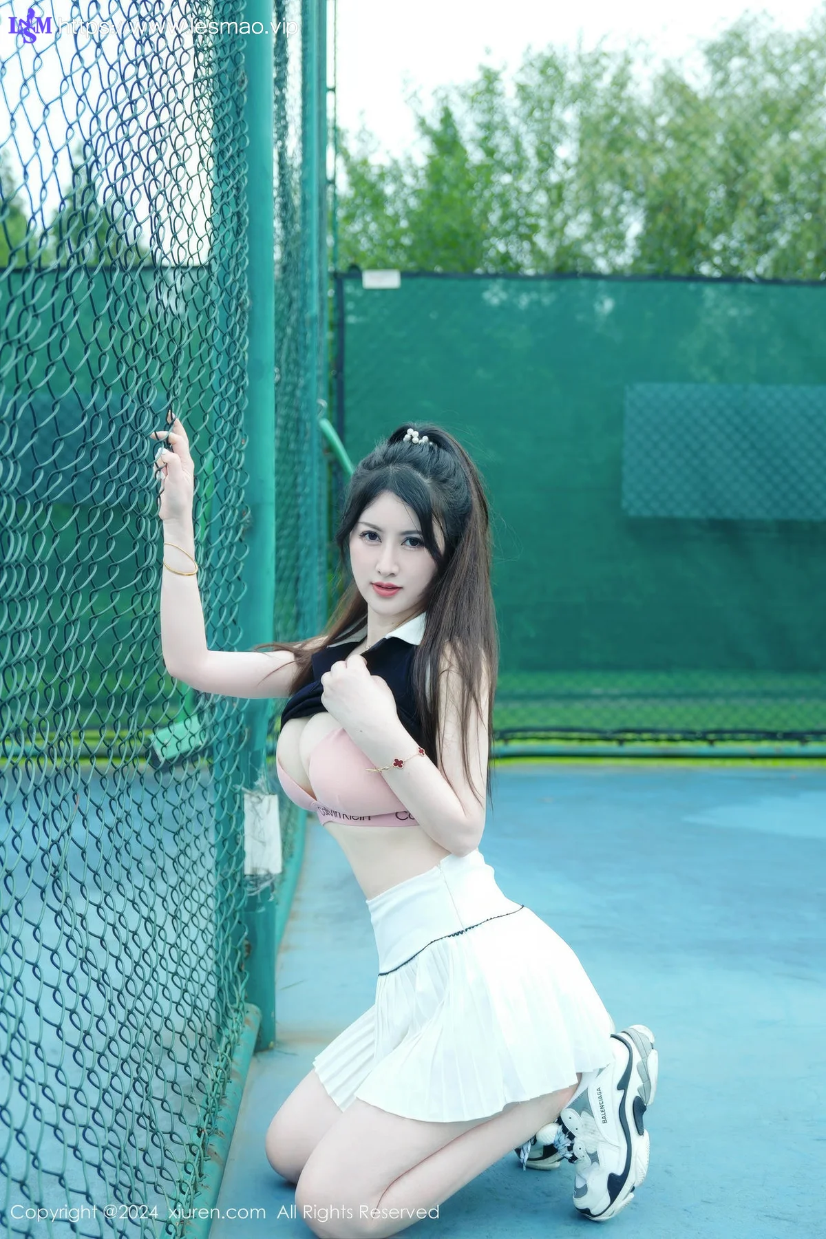 XiuRen 秀人 No.8821 诗诗kiki 网球场地性感写真22 - 23