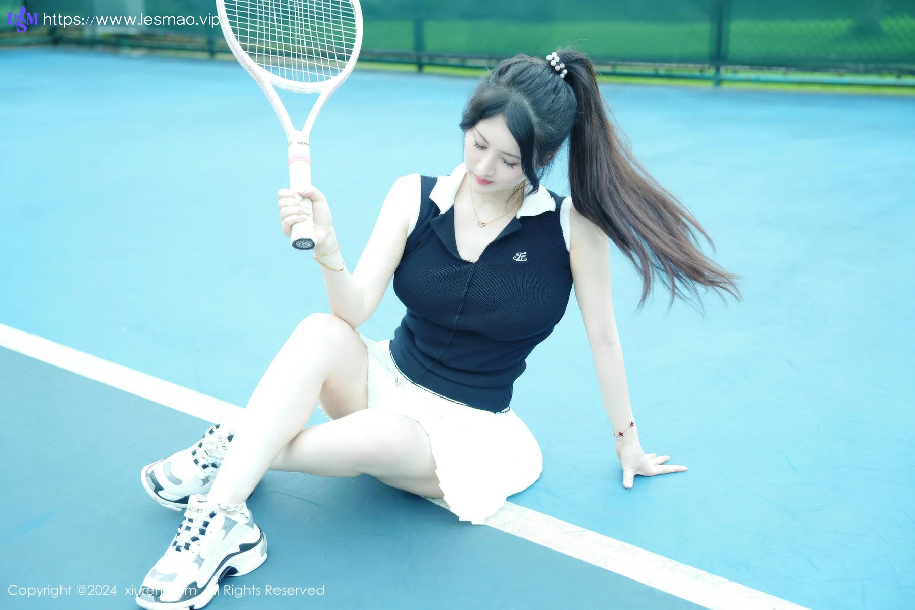 XiuRen 秀人 No.8821 诗诗kiki 网球场地性感写真22 - 29
