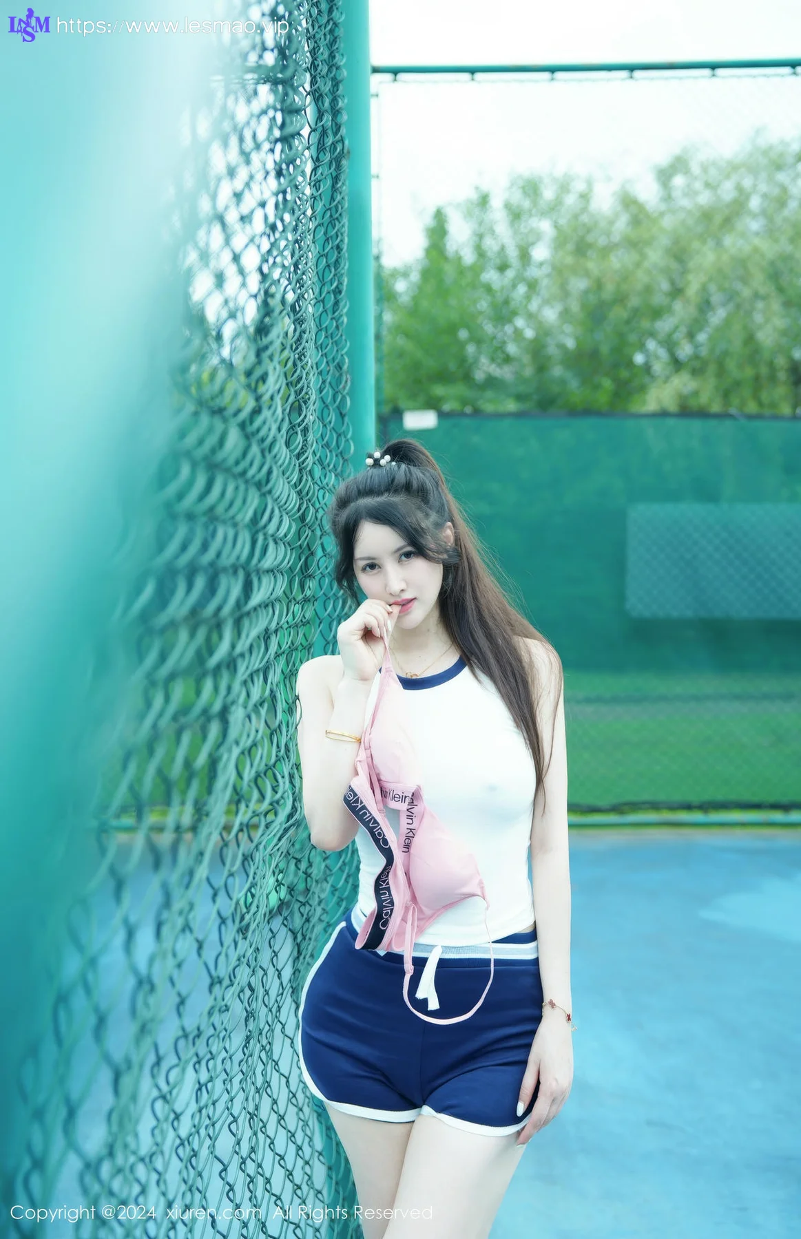 XiuRen 秀人 No.8821 诗诗kiki 网球场地性感写真22 - 61