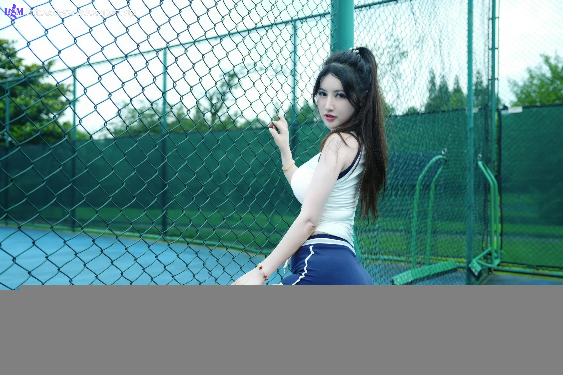 XiuRen 秀人 No.8821 诗诗kiki 网球场地性感写真22 - 65