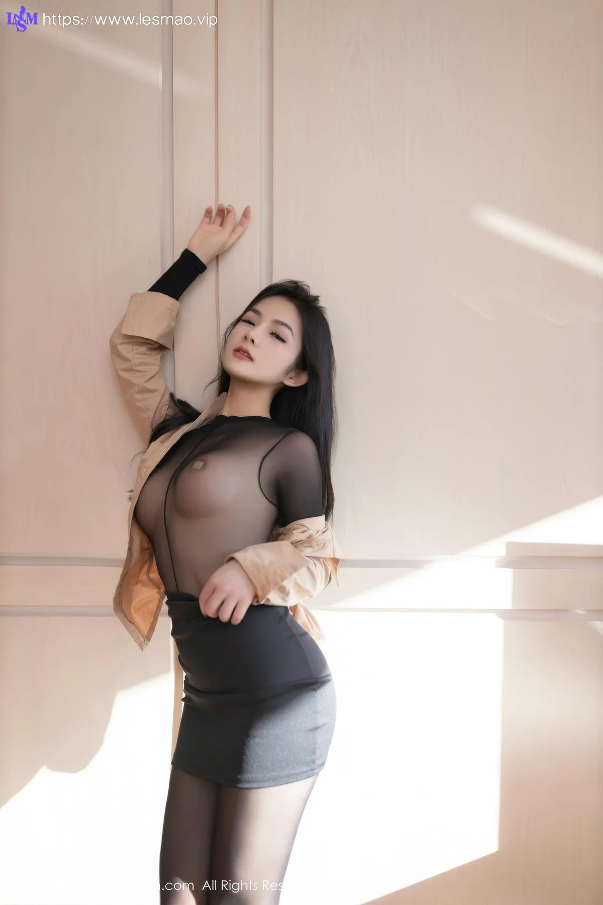 XiuRen 秀人 No.8835 谭小灵 性感OL性感写真3 - 13