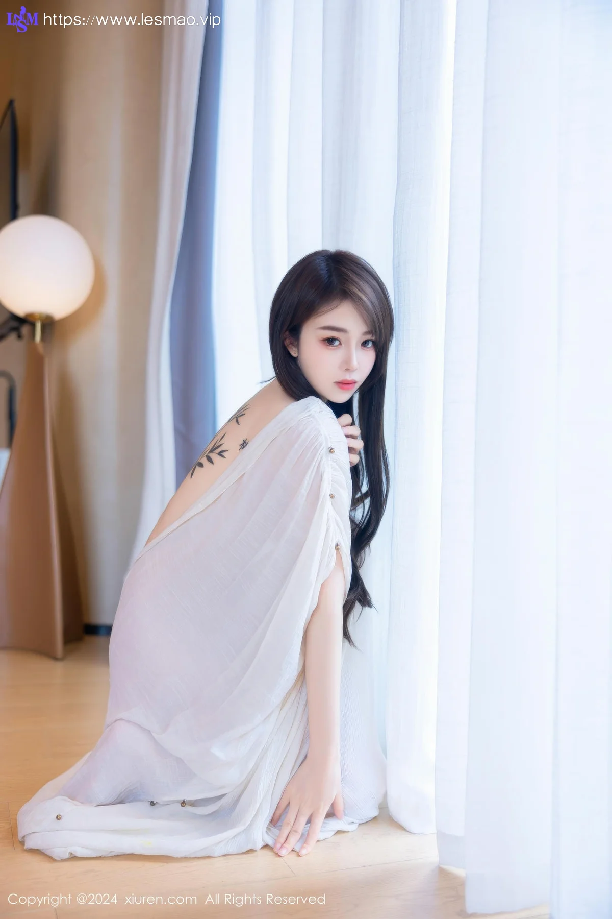 XiuRen 秀人 No.8842 夏竹 浅色连衣裙性感写真 - 41