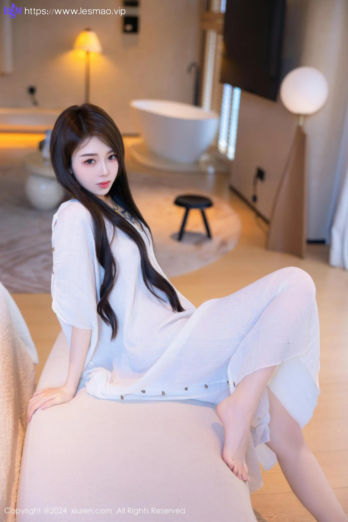 XiuRen 秀人 No.8842 夏竹 浅色连衣裙性感写真 - 43