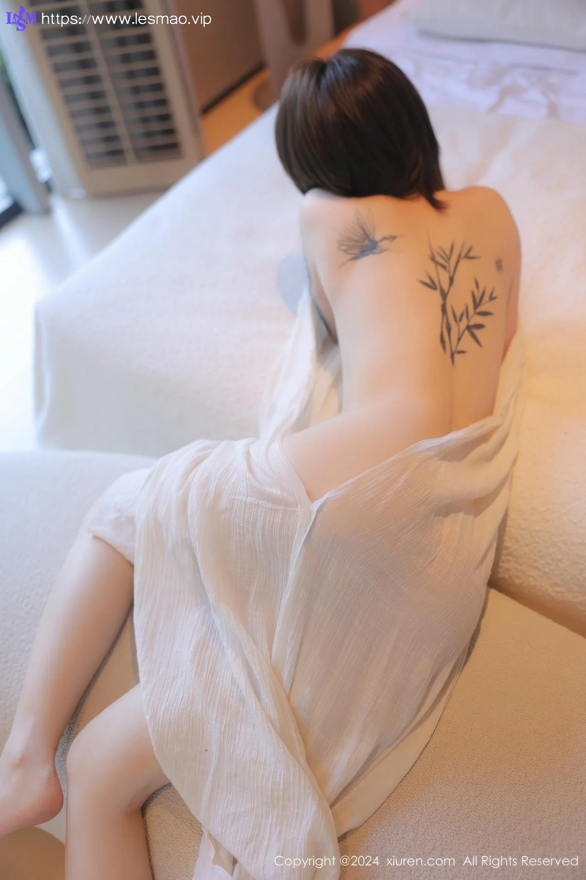 XiuRen 秀人 No.8842 夏竹 浅色连衣裙性感写真 - 52