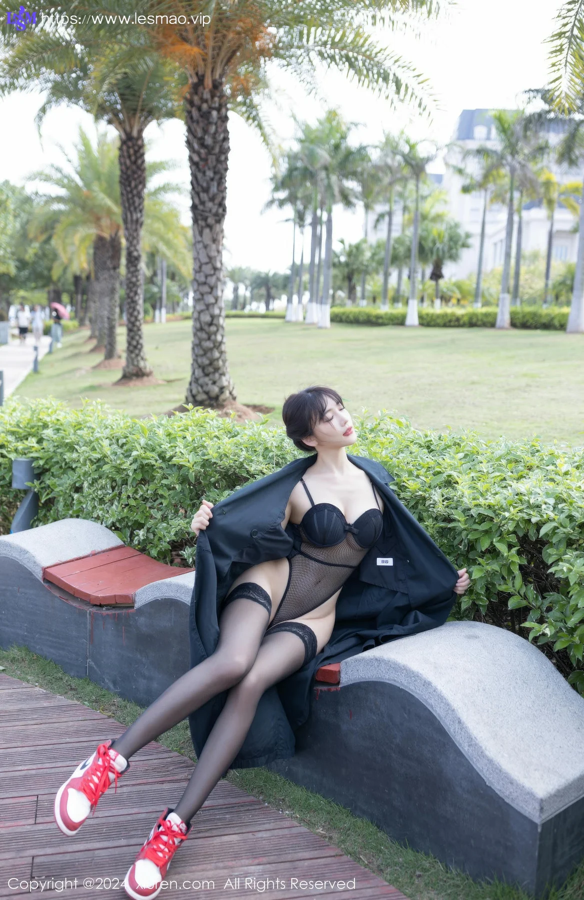 XiuRen 秀人 No.8844 陆萱萱 黑色蕾丝情趣服饰性感写真111 - 53