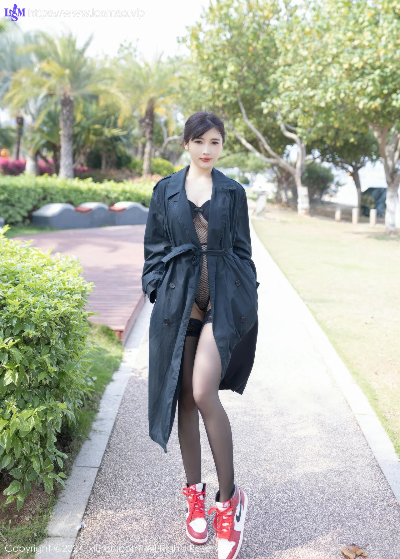 XiuRen 秀人 No.8844 陆萱萱 黑色蕾丝情趣服饰性感写真111 - 55