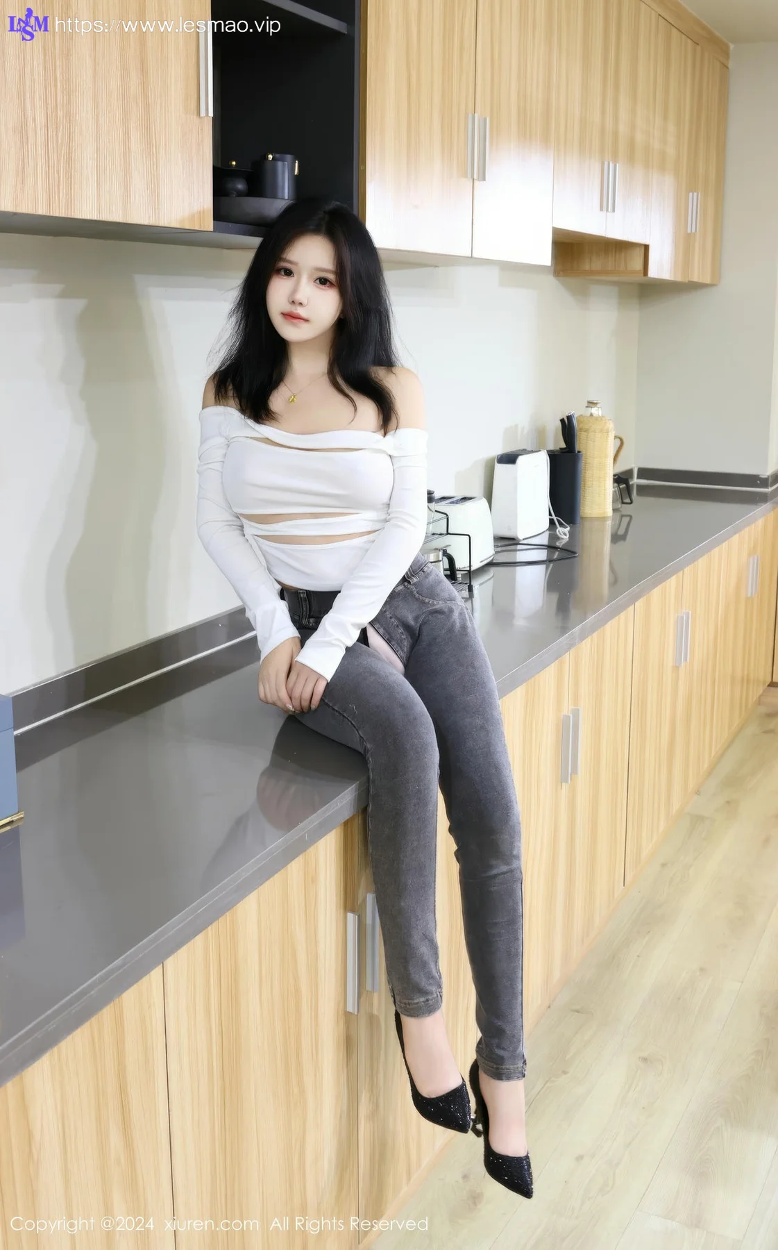 XiuRen 秀人 No.8853 小薯条nienie 性感牛仔裤性感写真11 - 23