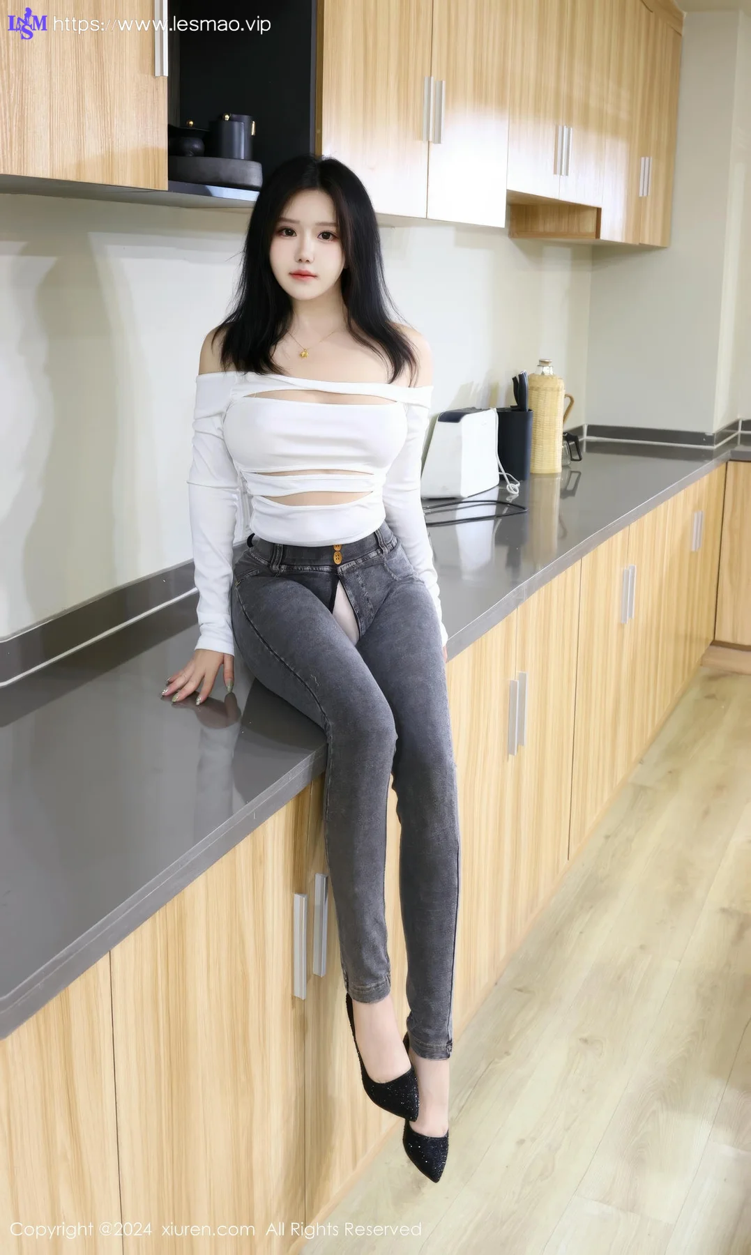 XiuRen 秀人 No.8853 小薯条nienie 性感牛仔裤性感写真11 - 50