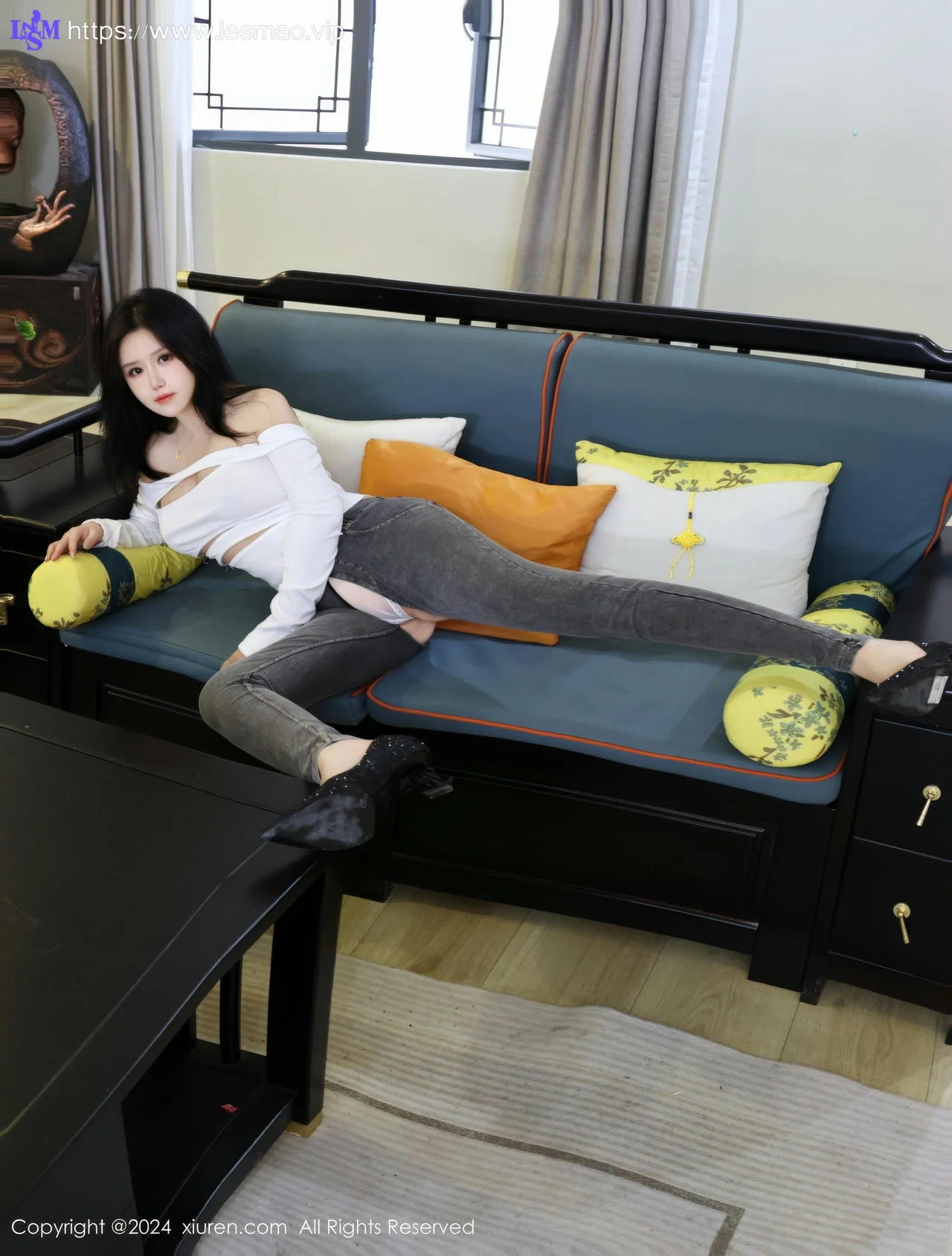 XiuRen 秀人 No.8853 小薯条nienie 性感牛仔裤性感写真11 - 52
