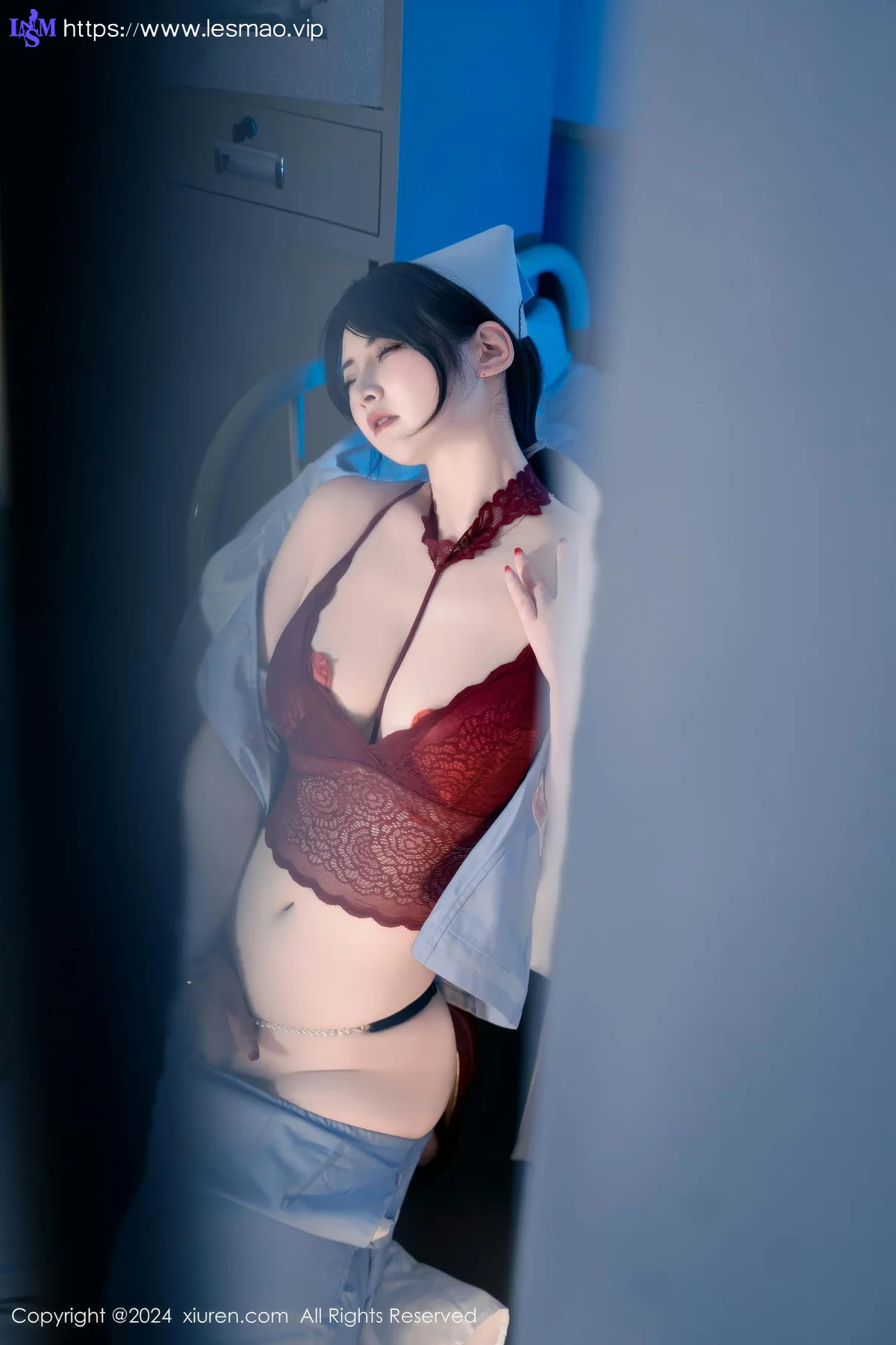 XiuRen 秀人 No.8859 诗诗kiki 日系保健室护士无人放飞自我性感写真1 - 30