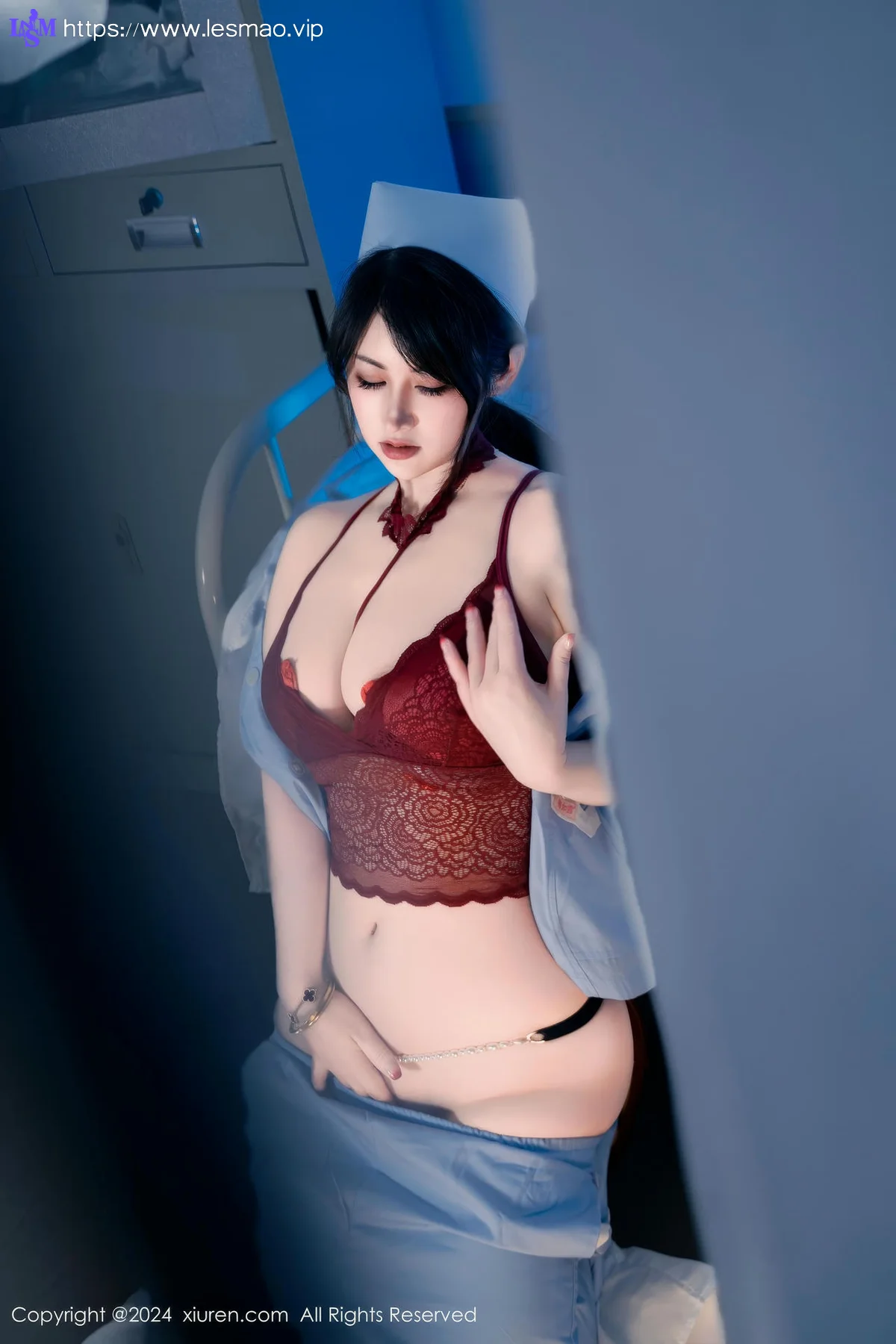 XiuRen 秀人 No.8859 诗诗kiki 日系保健室护士无人放飞自我性感写真1 - 31
