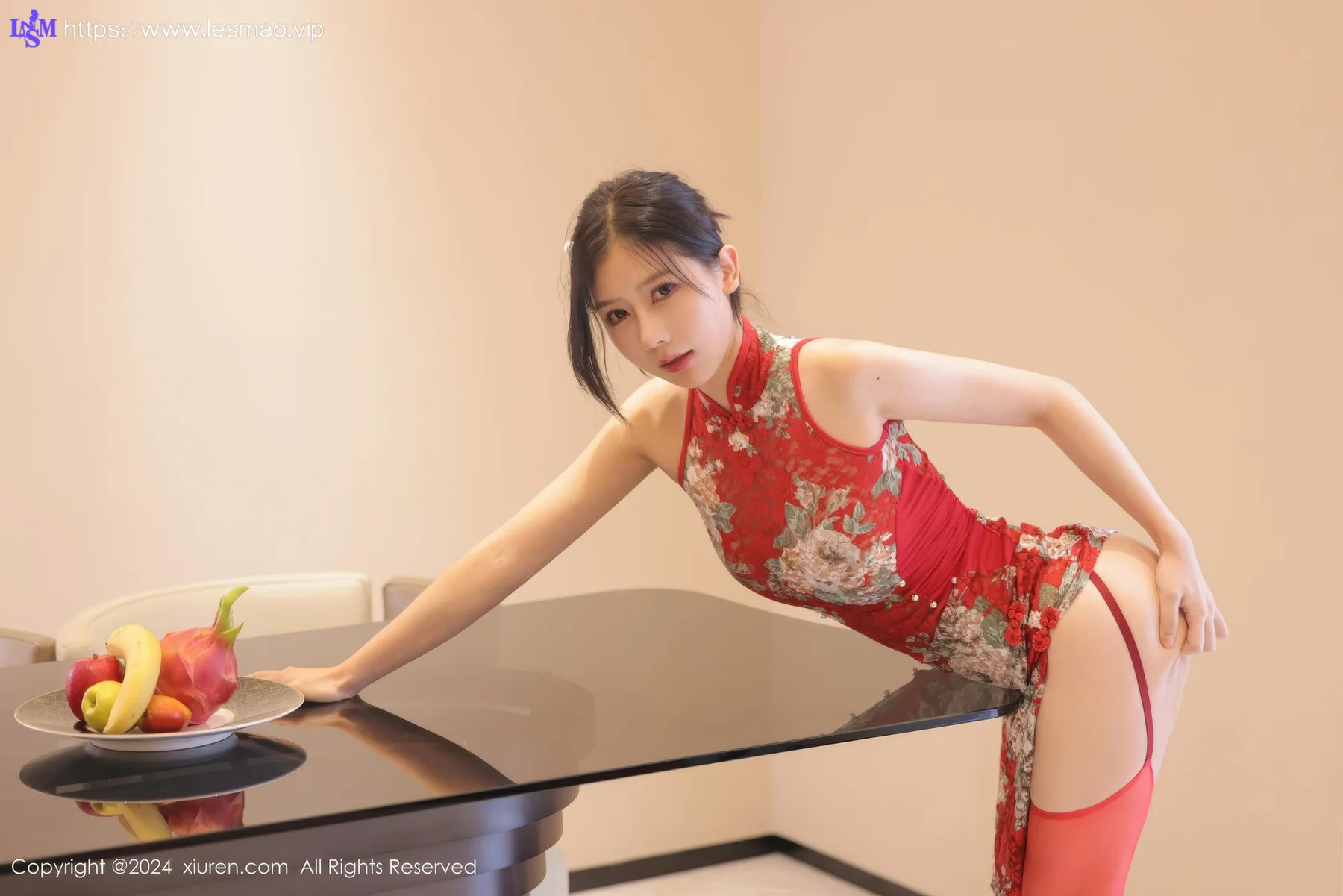 XiuRen 秀人 No.8871 尹甜甜 红色旗袍性感写真22 - 15