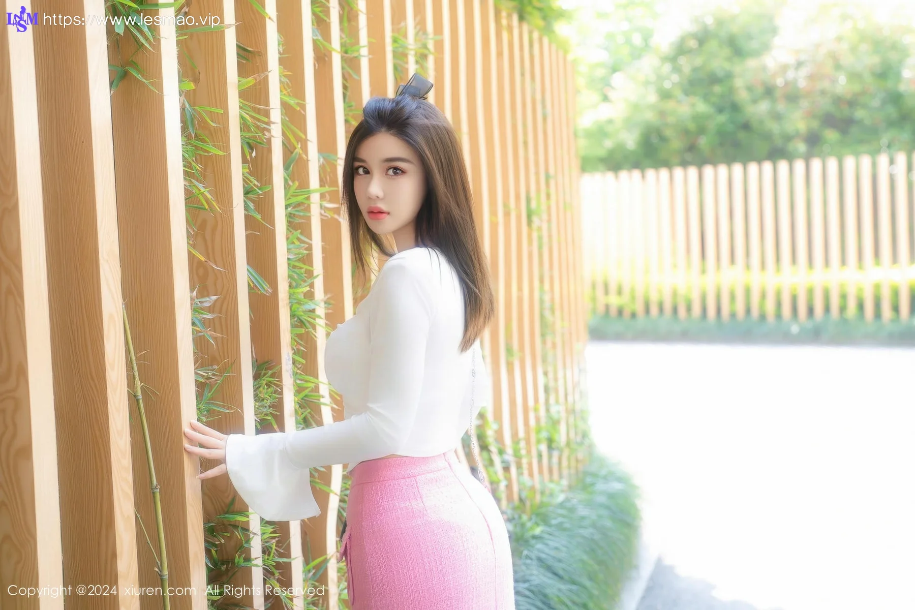 XiuRen 秀人 No.8872 周jojobaby 粉色情趣内衣性感写真 - 11