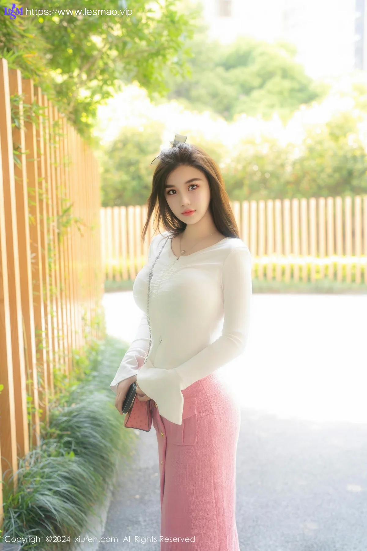 XiuRen 秀人 No.8872 周jojobaby 粉色情趣内衣性感写真 - 15