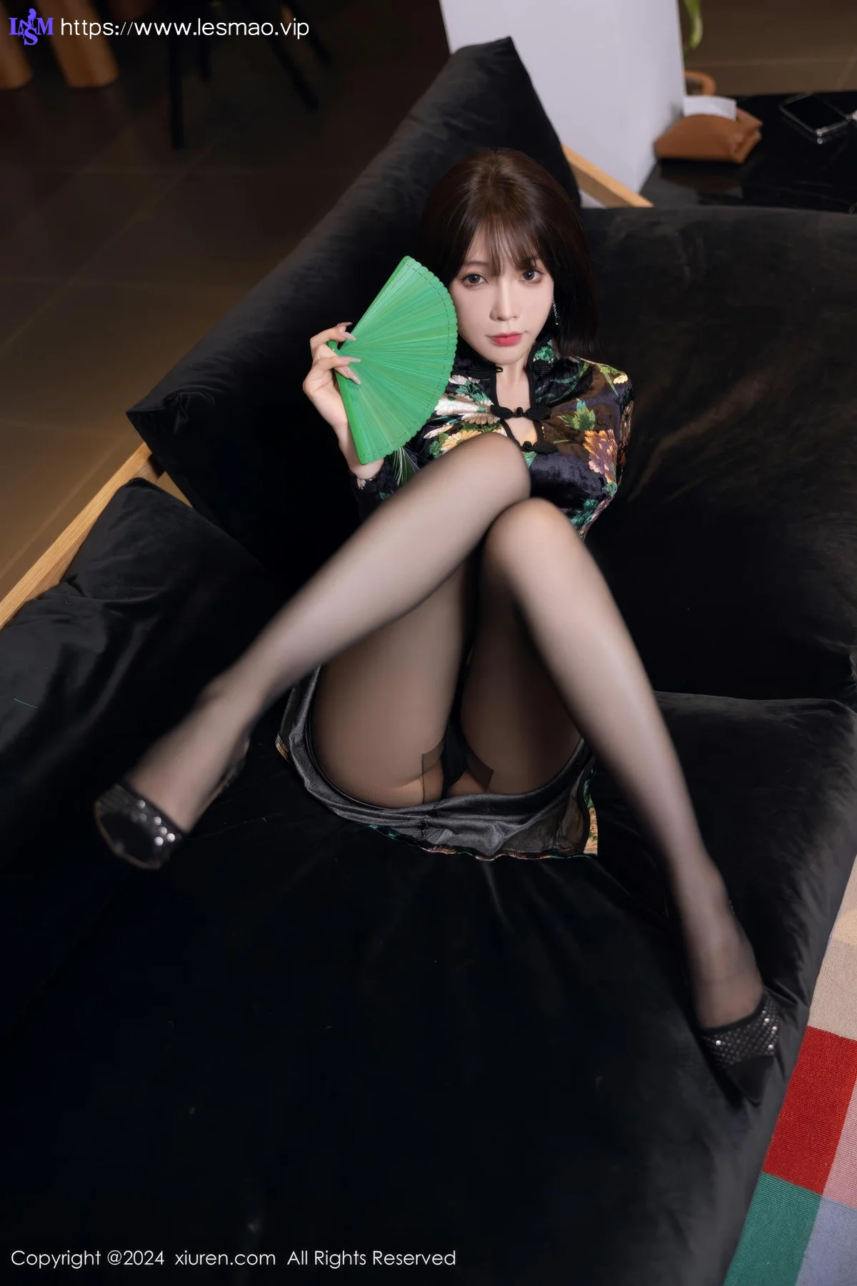 XiuRen 秀人 No.8876 徐莉芝Booty 旗袍性感写真1 - 17