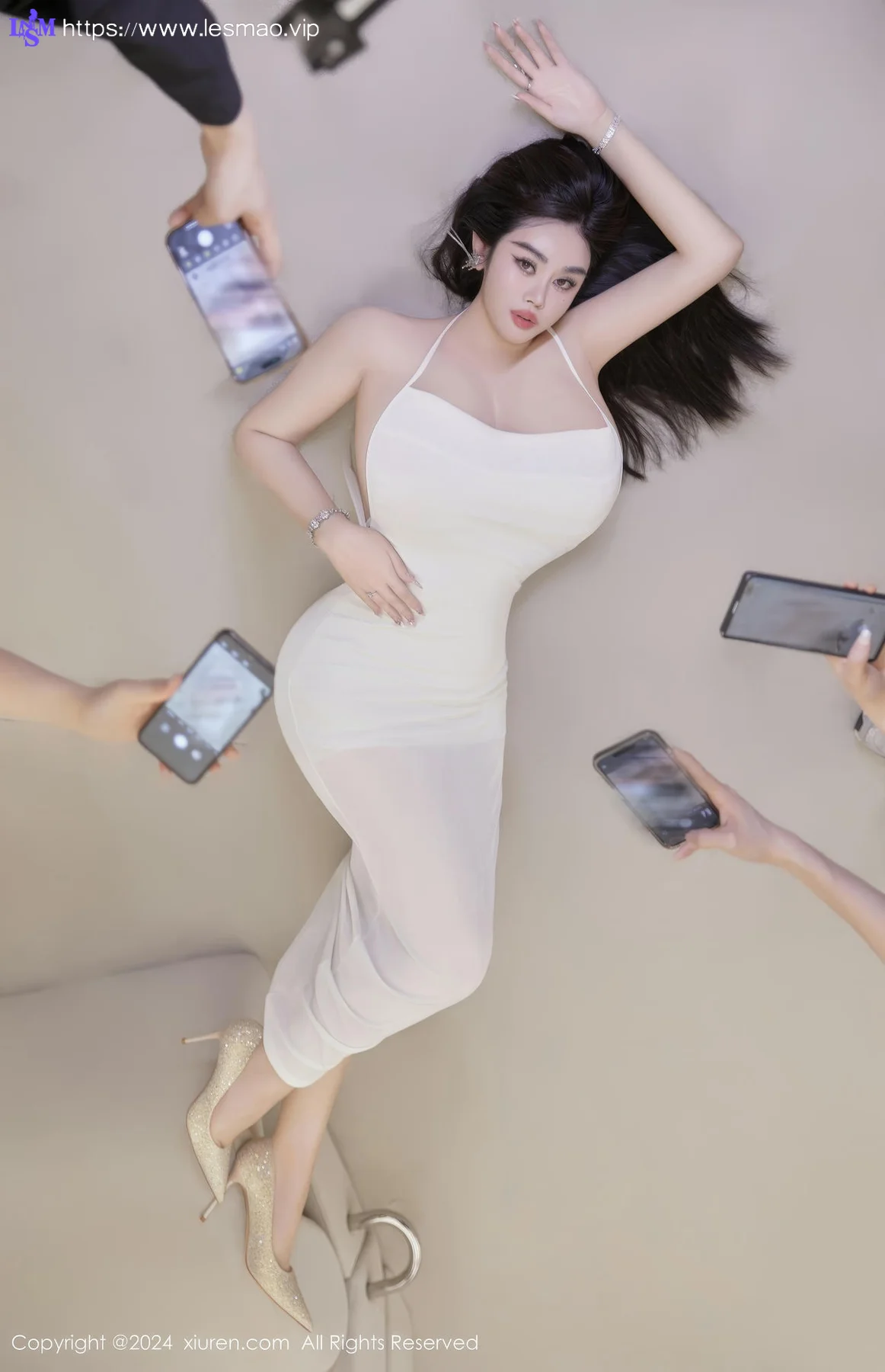XiuRen 秀人 No.8878 戴渃欣 紫色连衣短裙性感写真 - 15