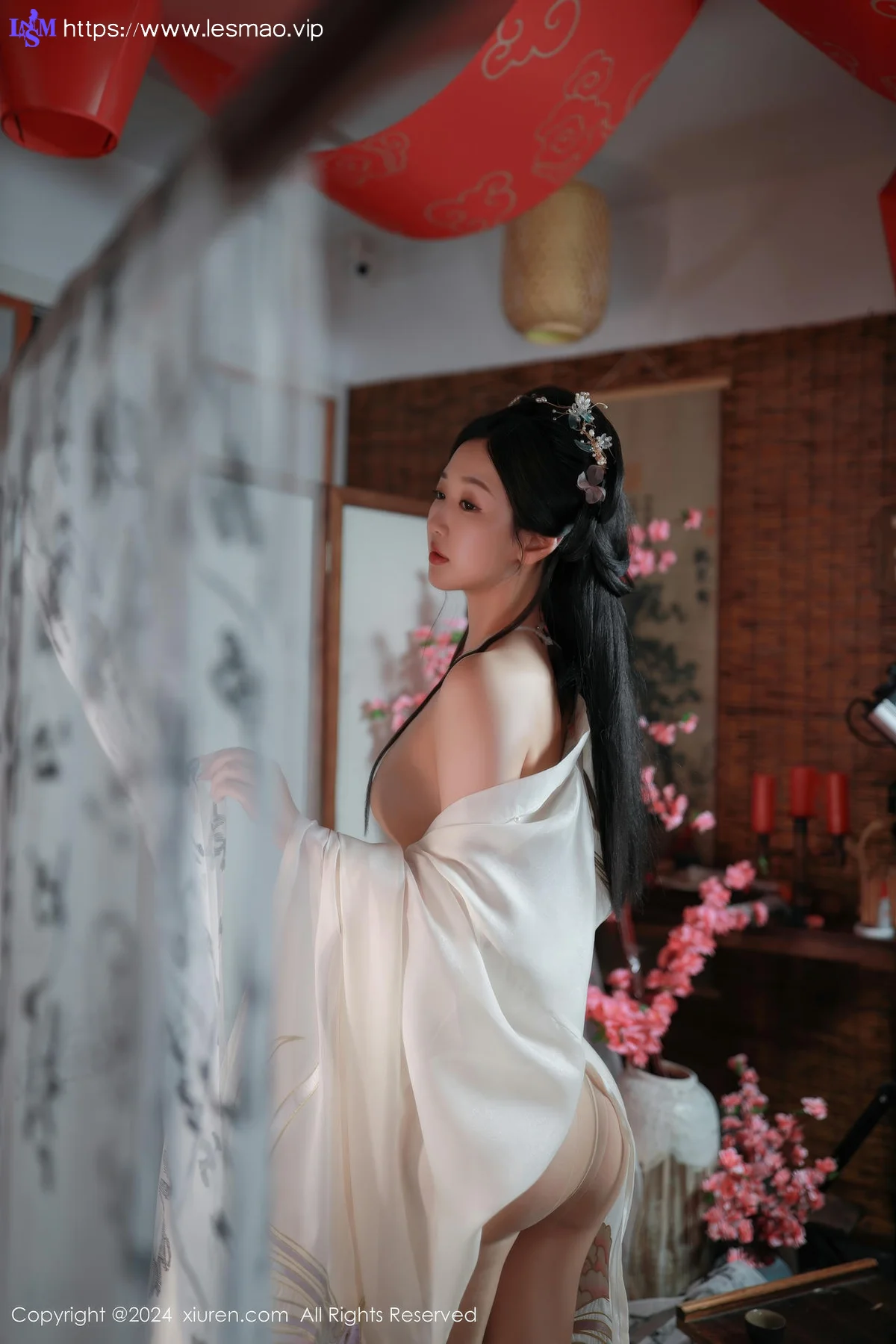 XiuRen 秀人 No.8898 唐安琪 浅色古装迪拜旅拍11 - 56