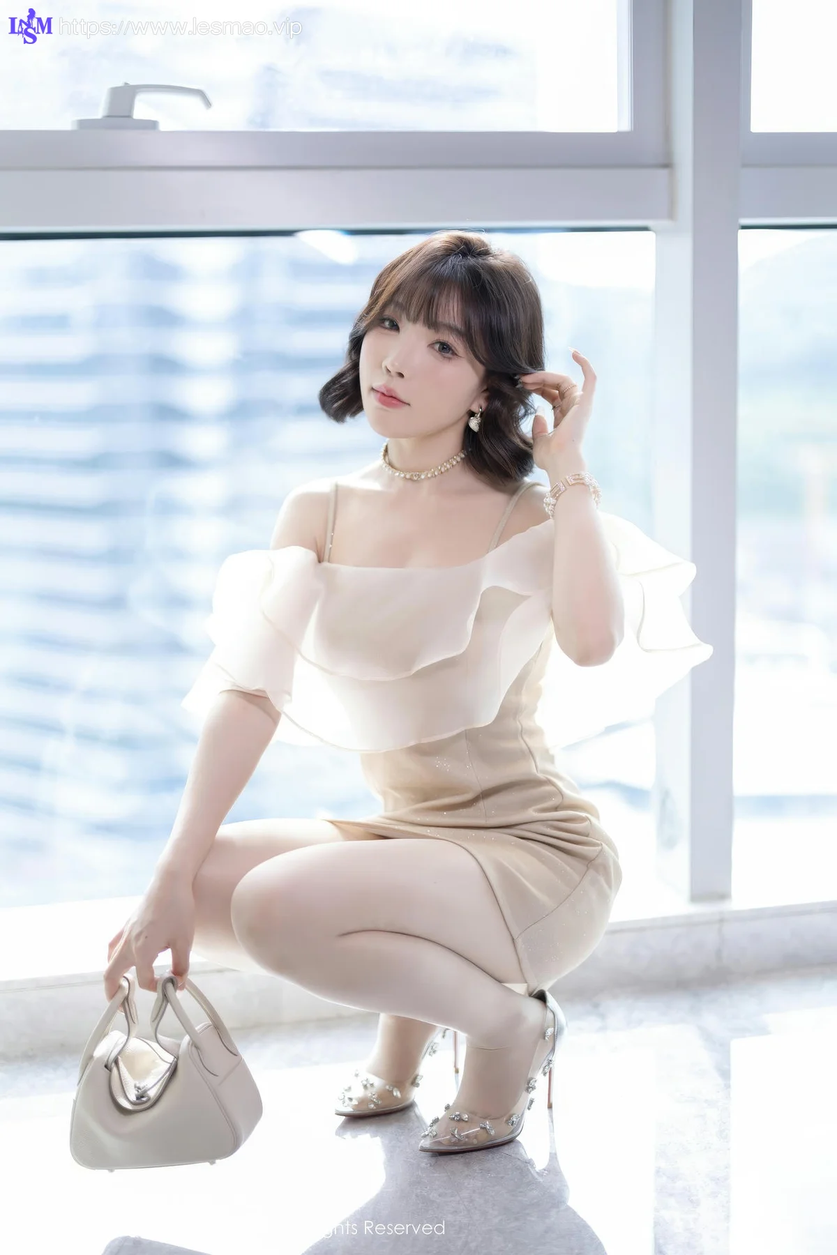 XiuRen 秀人 No.8917 徐莉芝Booty 黑色情趣内衣性感写真3 - 17