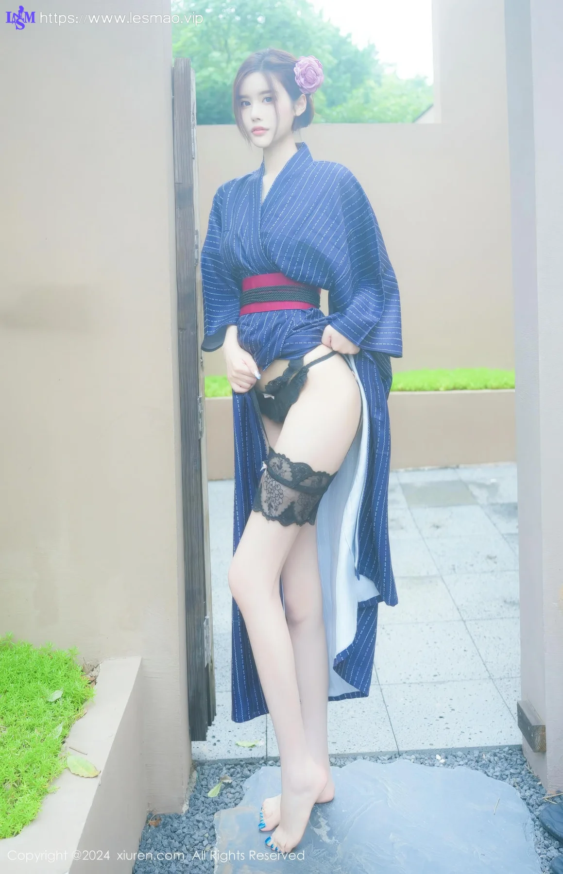 XiuRen 秀人 No.8928 Erikaki  户外枷锁主题拍摄性感写真 - 11