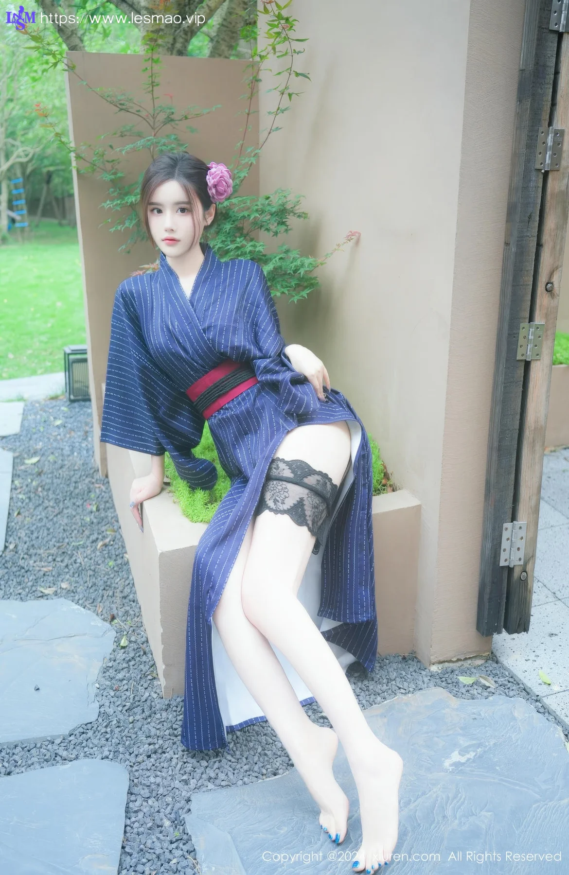 XiuRen 秀人 No.8928 Erikaki  户外枷锁主题拍摄性感写真 - 13