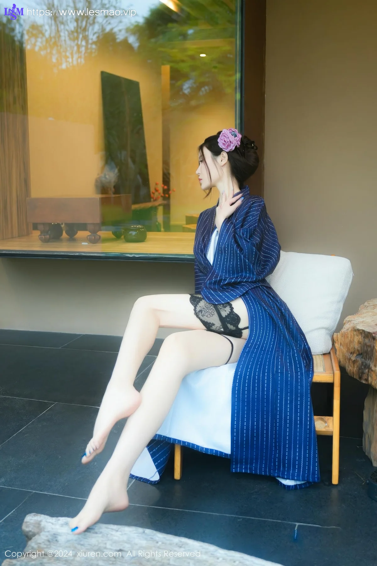 XiuRen 秀人 No.8928 Erikaki  户外枷锁主题拍摄性感写真 - 31