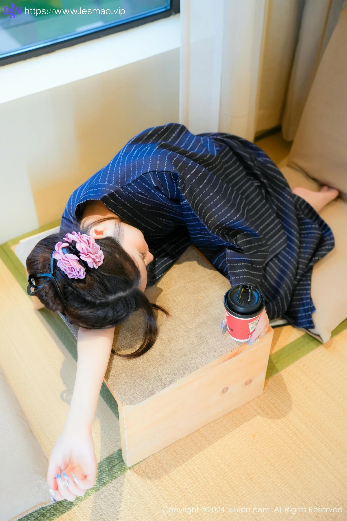 XiuRen 秀人 No.8928 Erikaki  户外枷锁主题拍摄性感写真 - 40