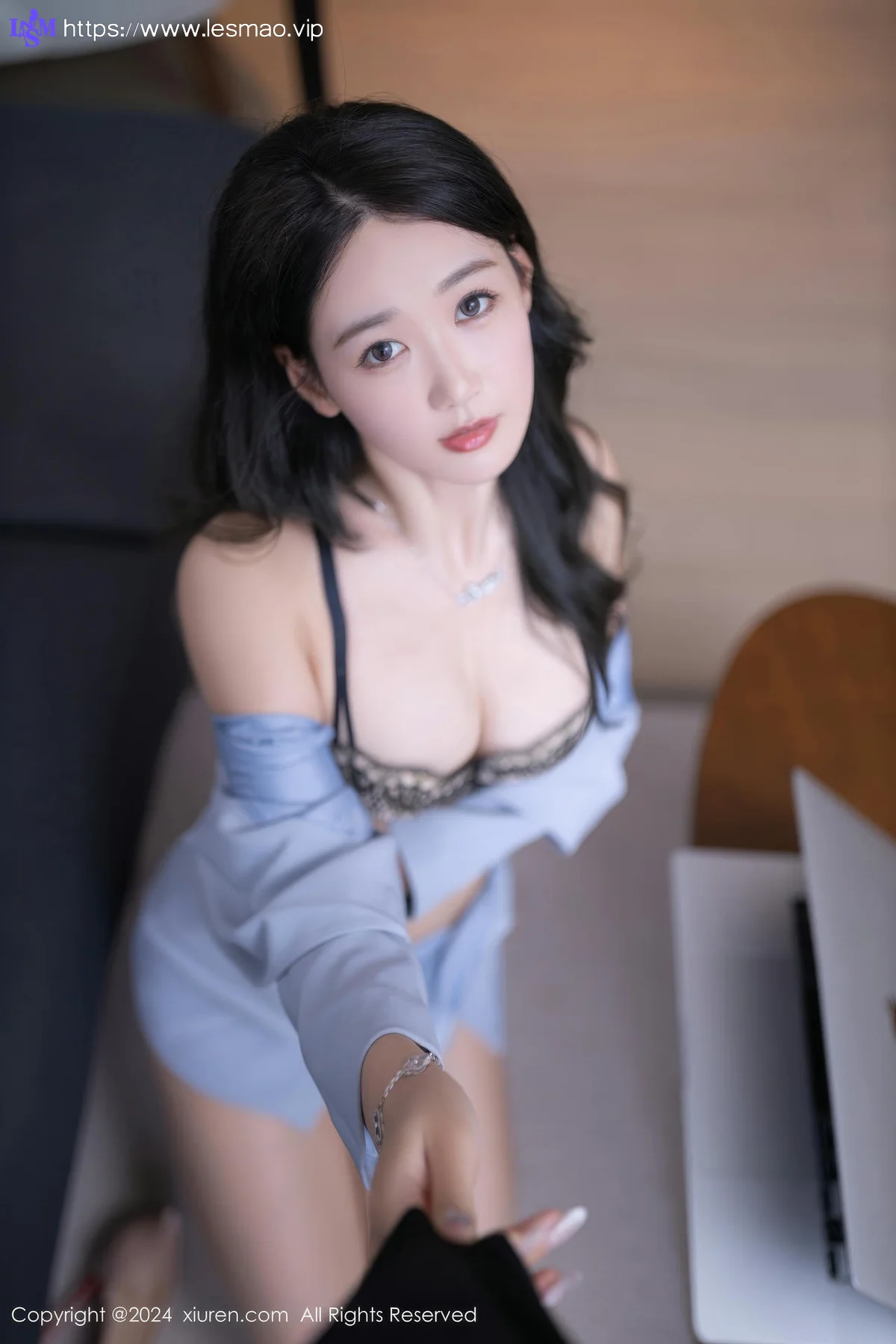 XiuRen 秀人 No.8935 唐安琪 律师OL性感写真11 - 24