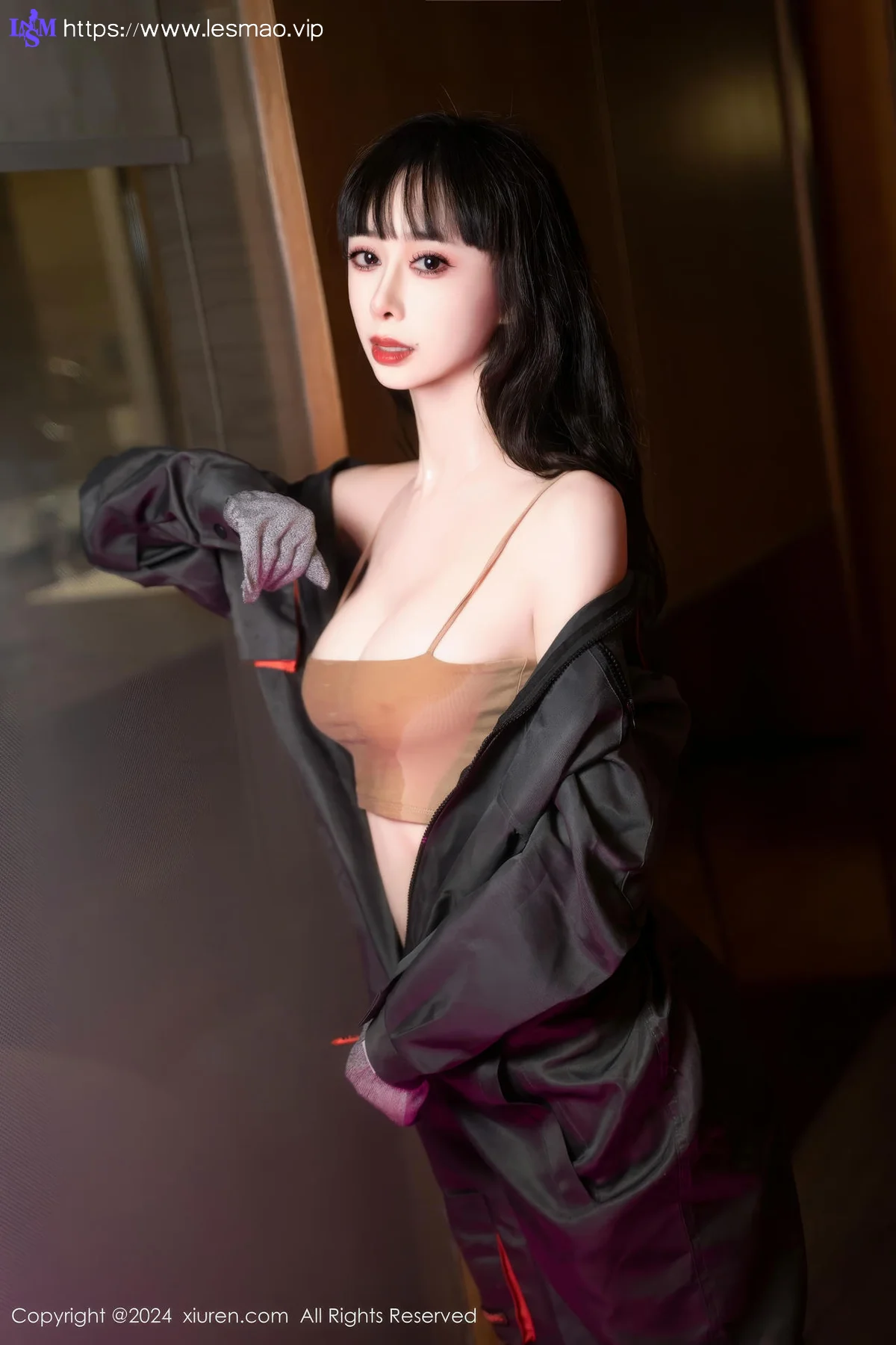 XiuRen 秀人 No.8938 宝宝甜 上门女维修工特殊服务性感写真 - 14