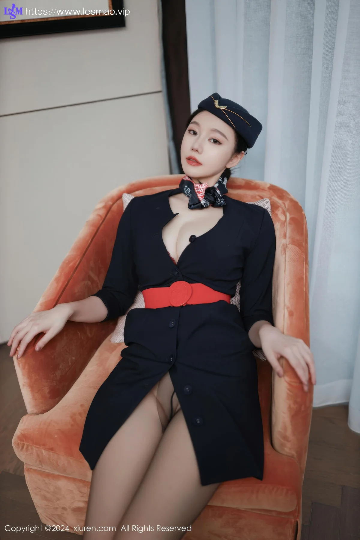 XiuRen 秀人 No.8942 安然anran 深蓝色空姐制服迪拜旅拍 - 12