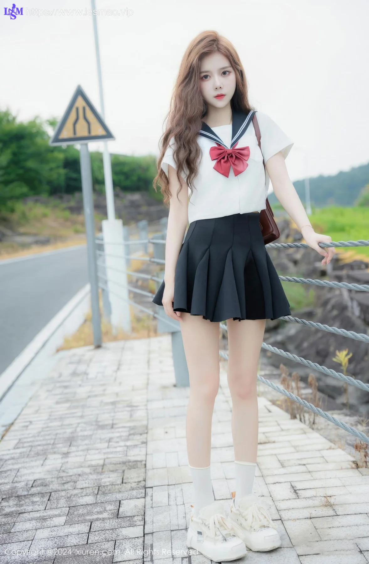 XiuRen 秀人 No.8948 拍黄瓜girl 首套写真JK制服22 - 41