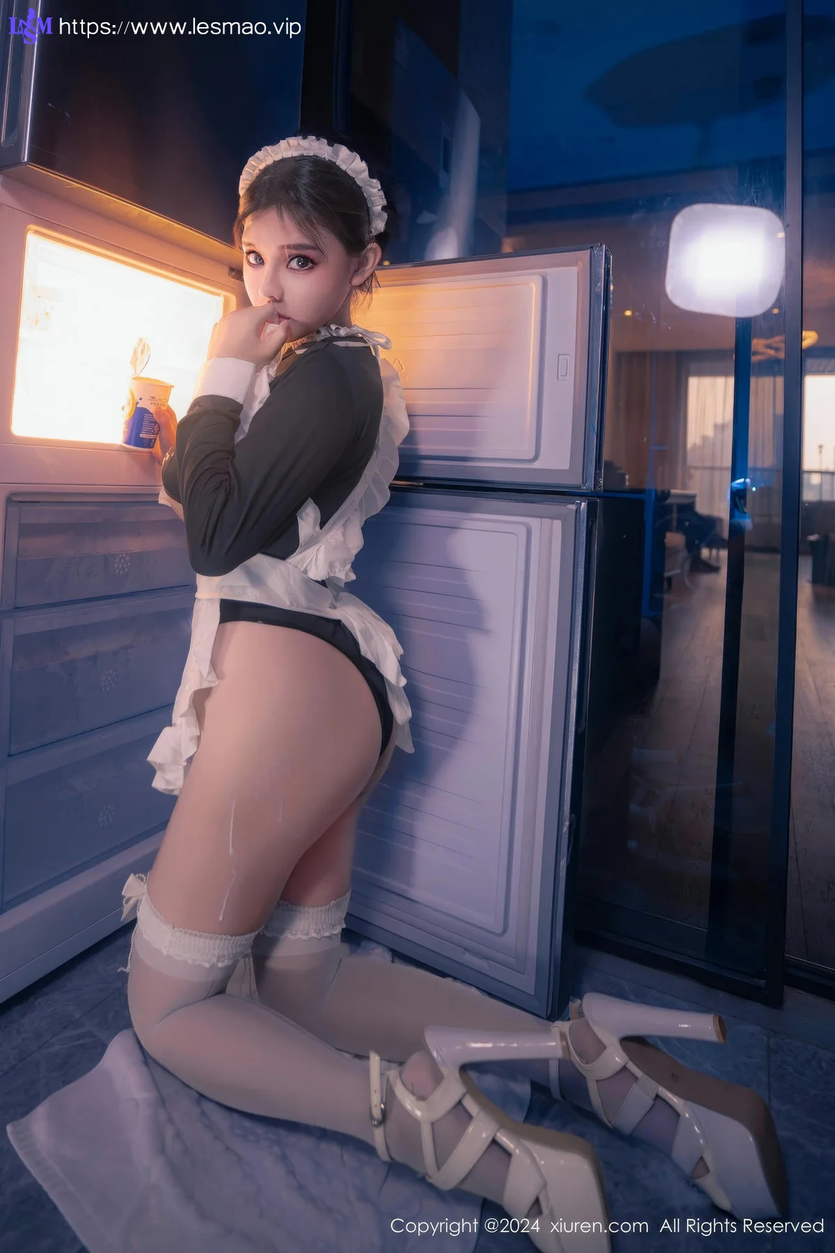 XiuRen 秀人 No.8966 小童颜 首套写真娇小女仆半夜偷吃 - 24