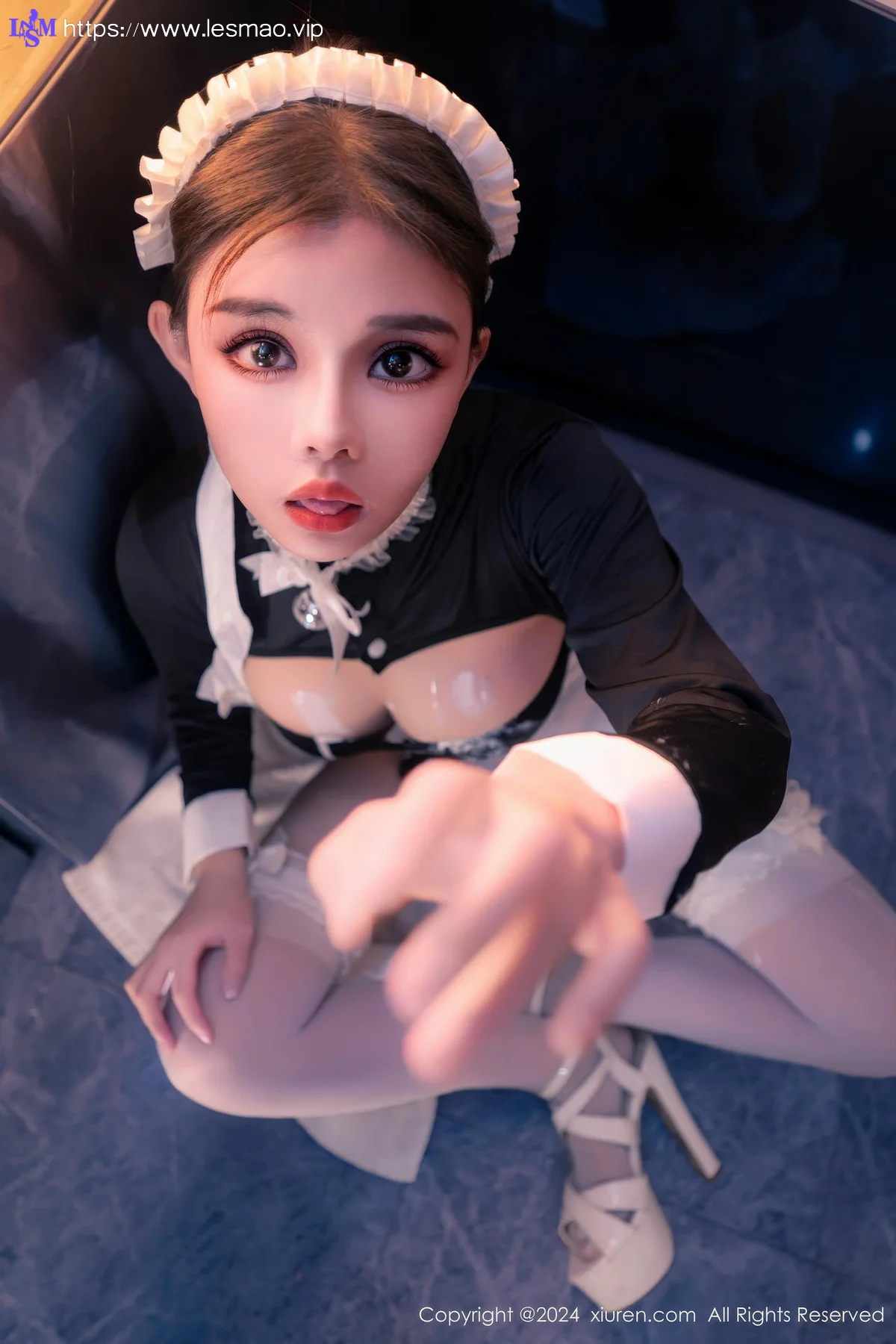 XiuRen 秀人 No.8966 小童颜 首套写真娇小女仆半夜偷吃 - 78