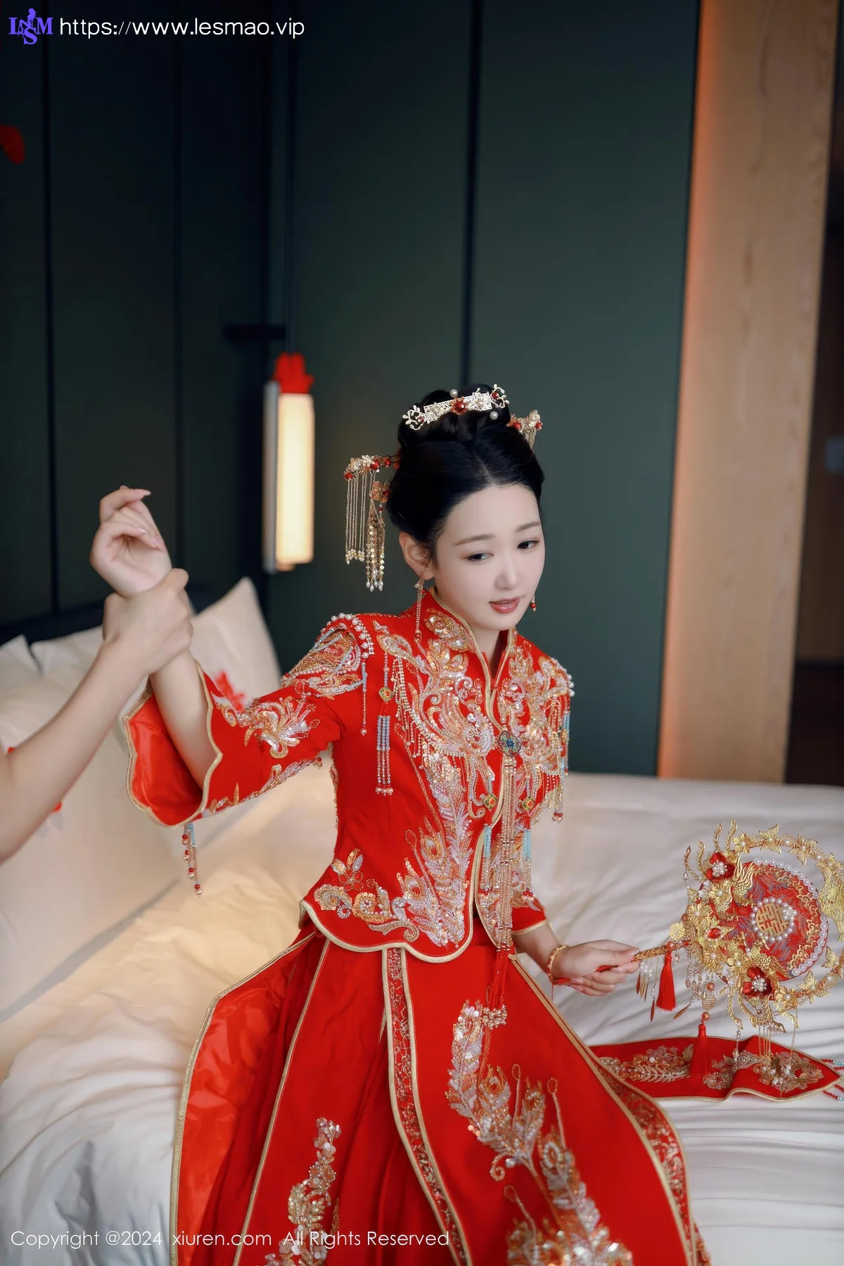 XiuRen 秀人 No.8972 唐安琪 红色新娘服饰迪拜旅拍111 - 17