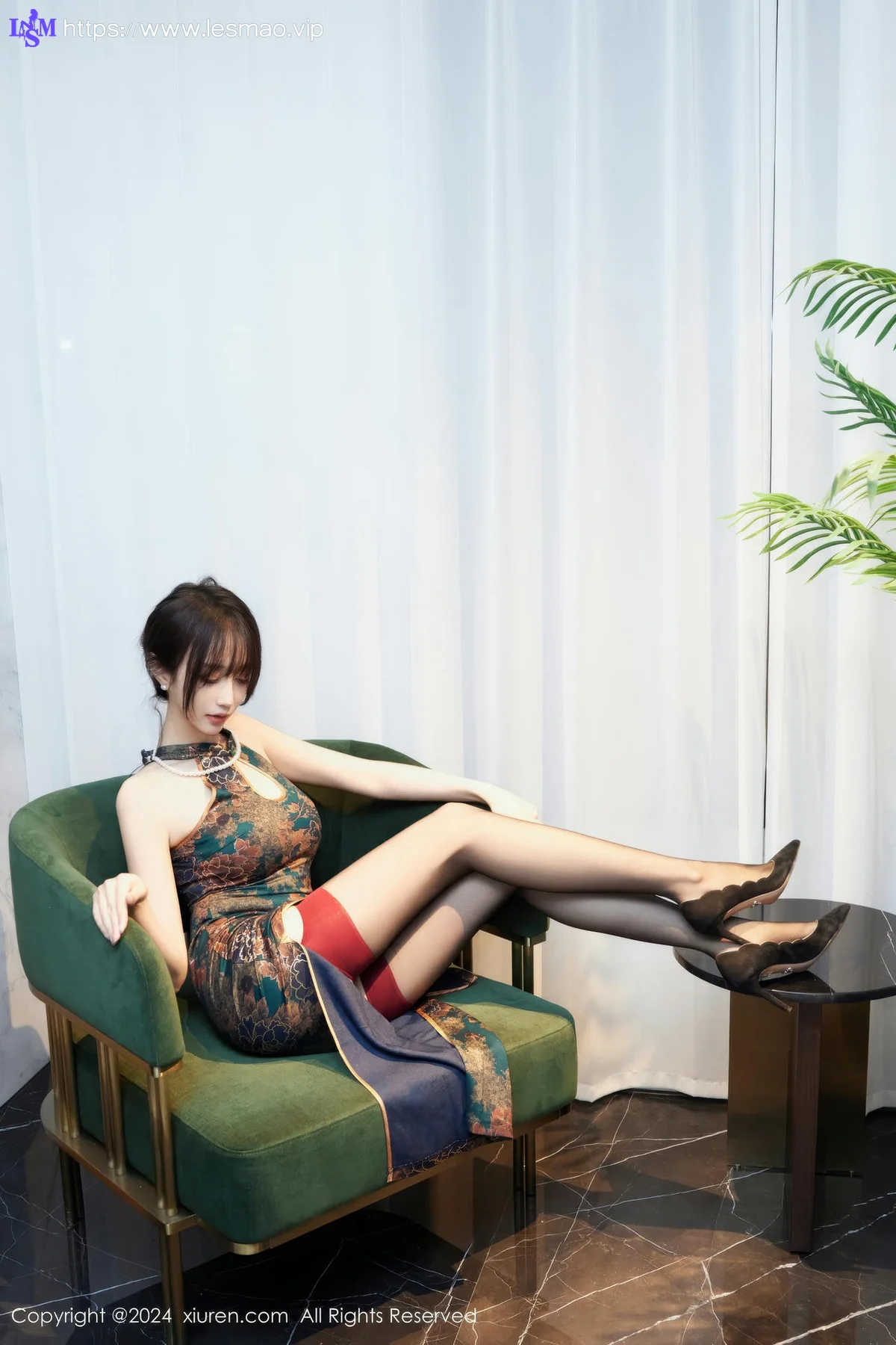 XiuRen 秀人 No.8995 玥儿玥er 花朵旗袍性感写真1 - 47