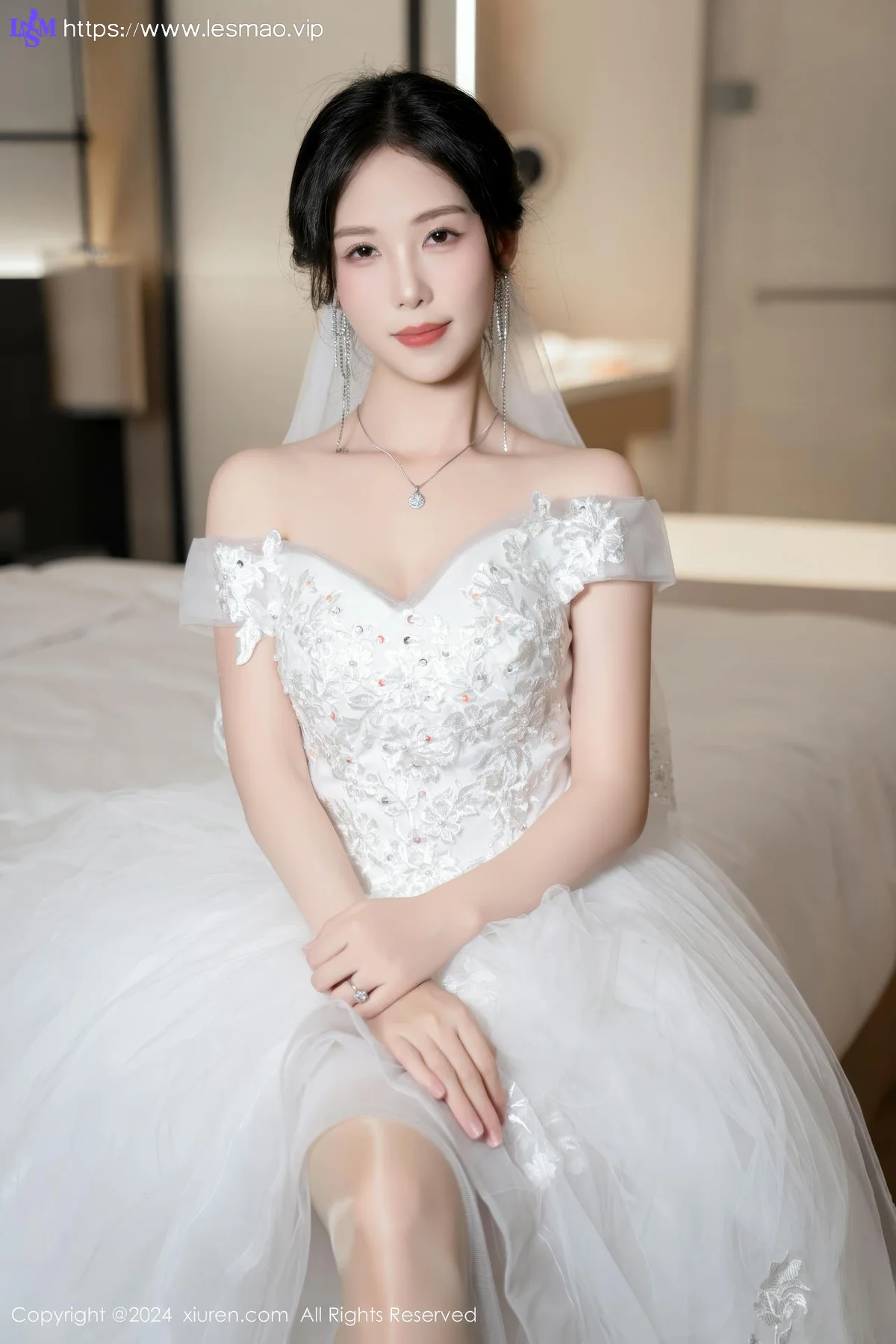 XiuRen 秀人 No.8998 利世 魅惑肉丝性感写真22 - 21