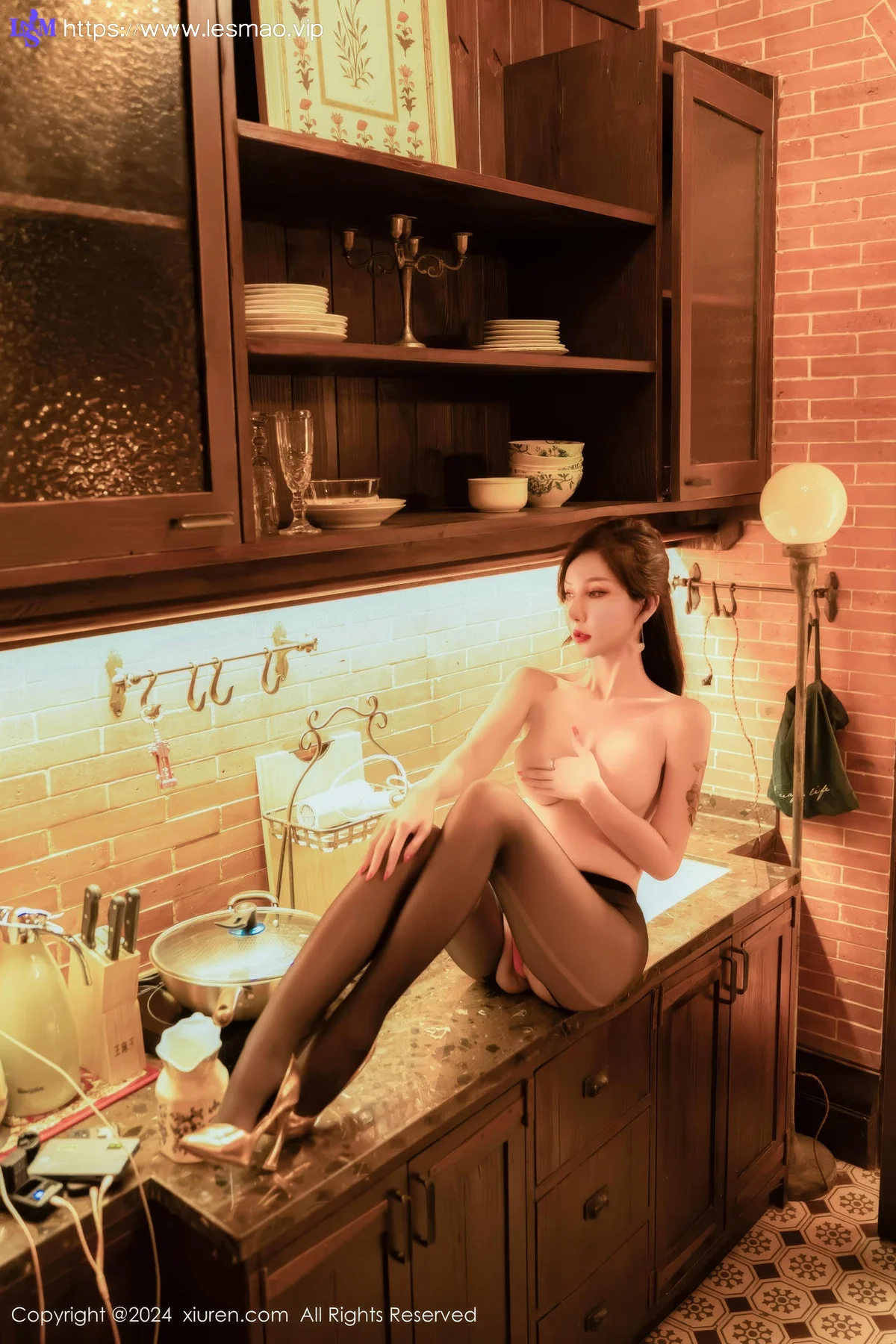 XiuRen 秀人 No.9005 陈怡曼 红色布兜长腿御姐 - 88
