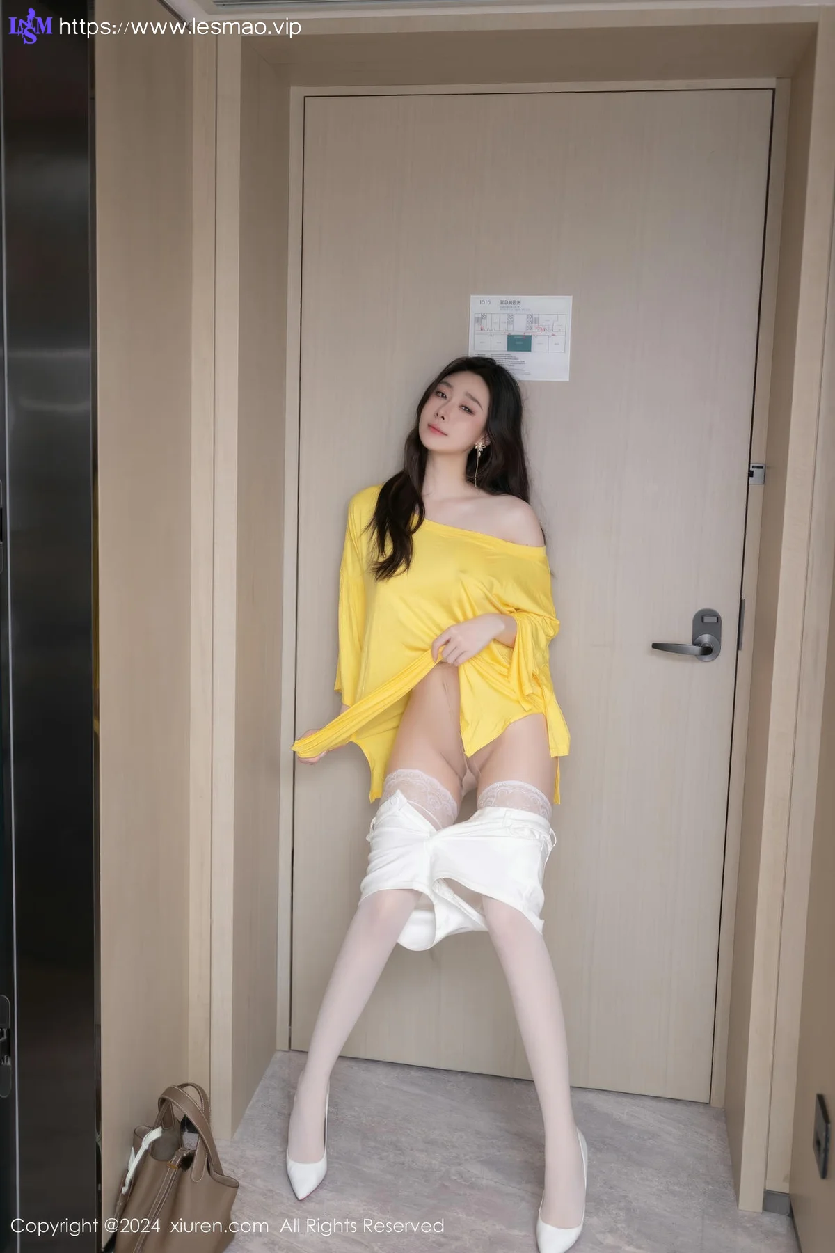 XiuRen 秀人 No.9019 小逗逗 白色丝袜性感写真11 - 22