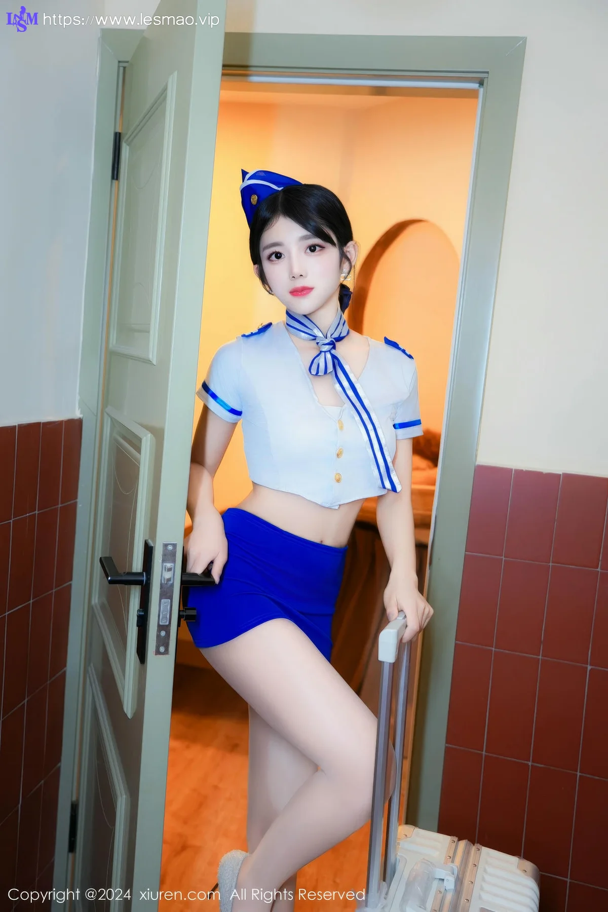XiuRen 秀人 No.9023 麦田 魅惑黑丝性感写真11 - 22