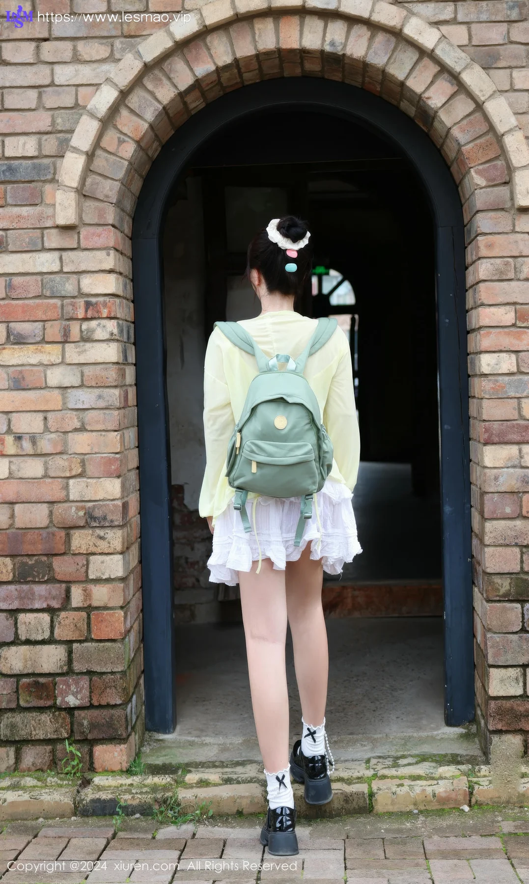 XiuRen 秀人 No.9024 小薯条nienie 共享电动车主题拍摄性感写真11 - 12