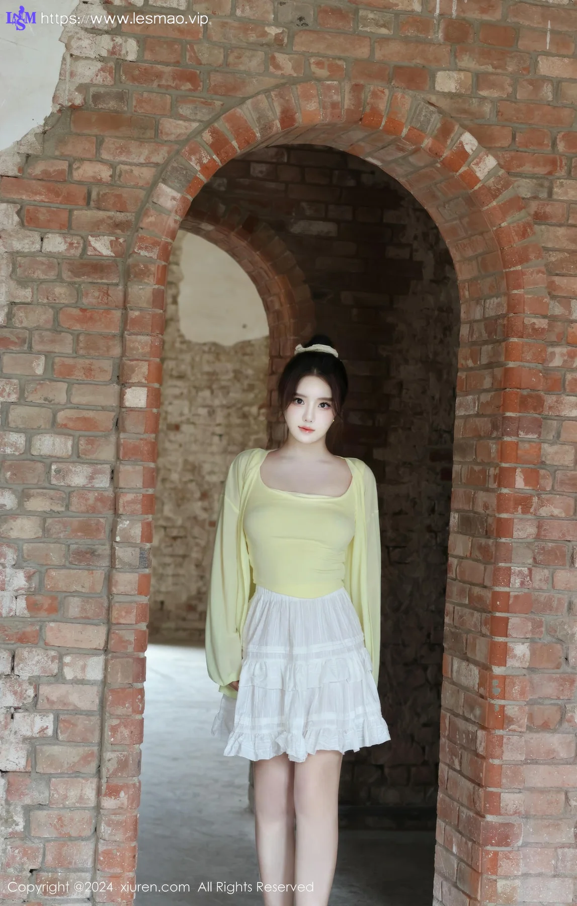 XiuRen 秀人 No.9024 小薯条nienie 共享电动车主题拍摄性感写真11 - 17