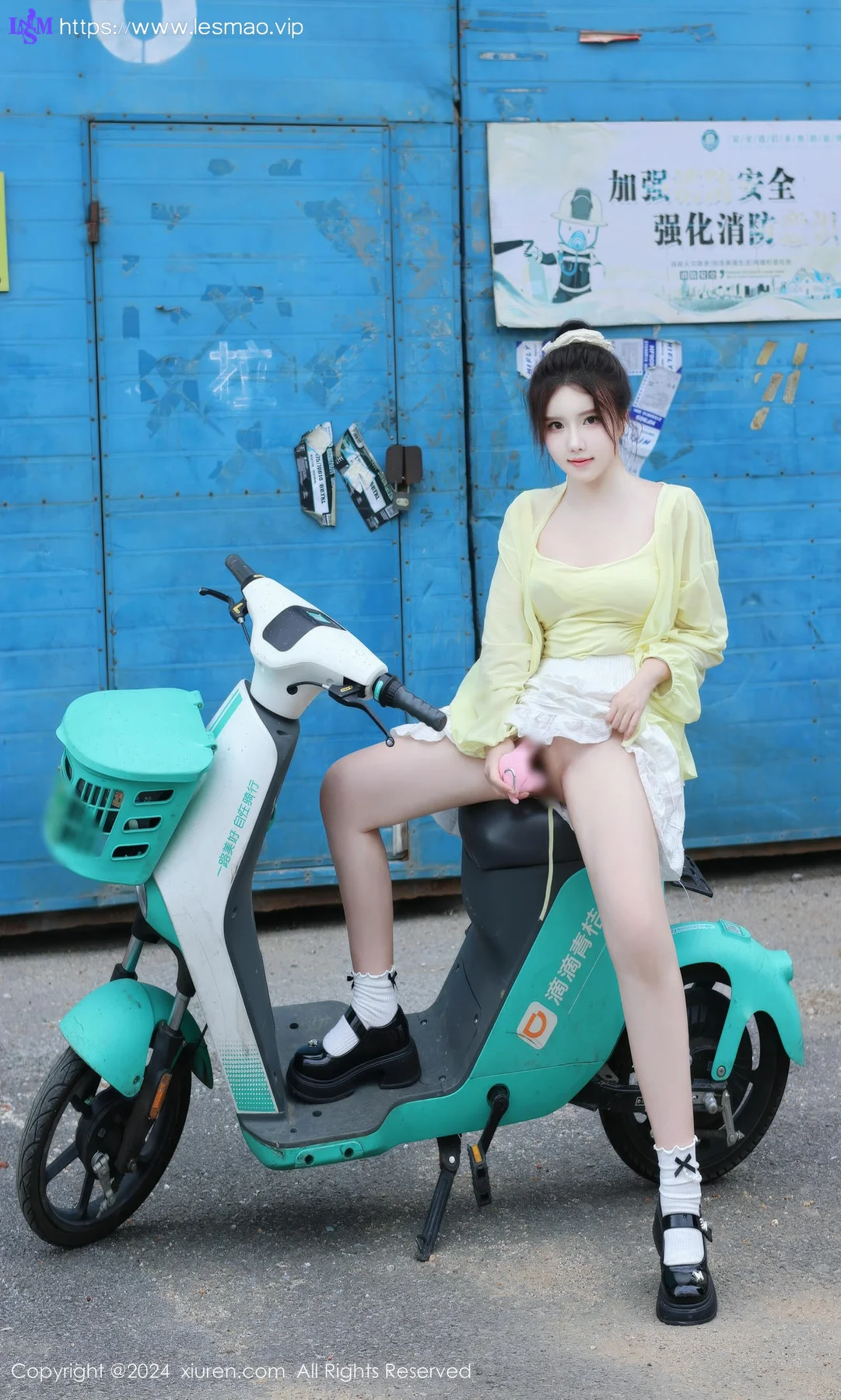 XiuRen 秀人 No.9024 小薯条nienie 共享电动车主题拍摄性感写真11 - 50